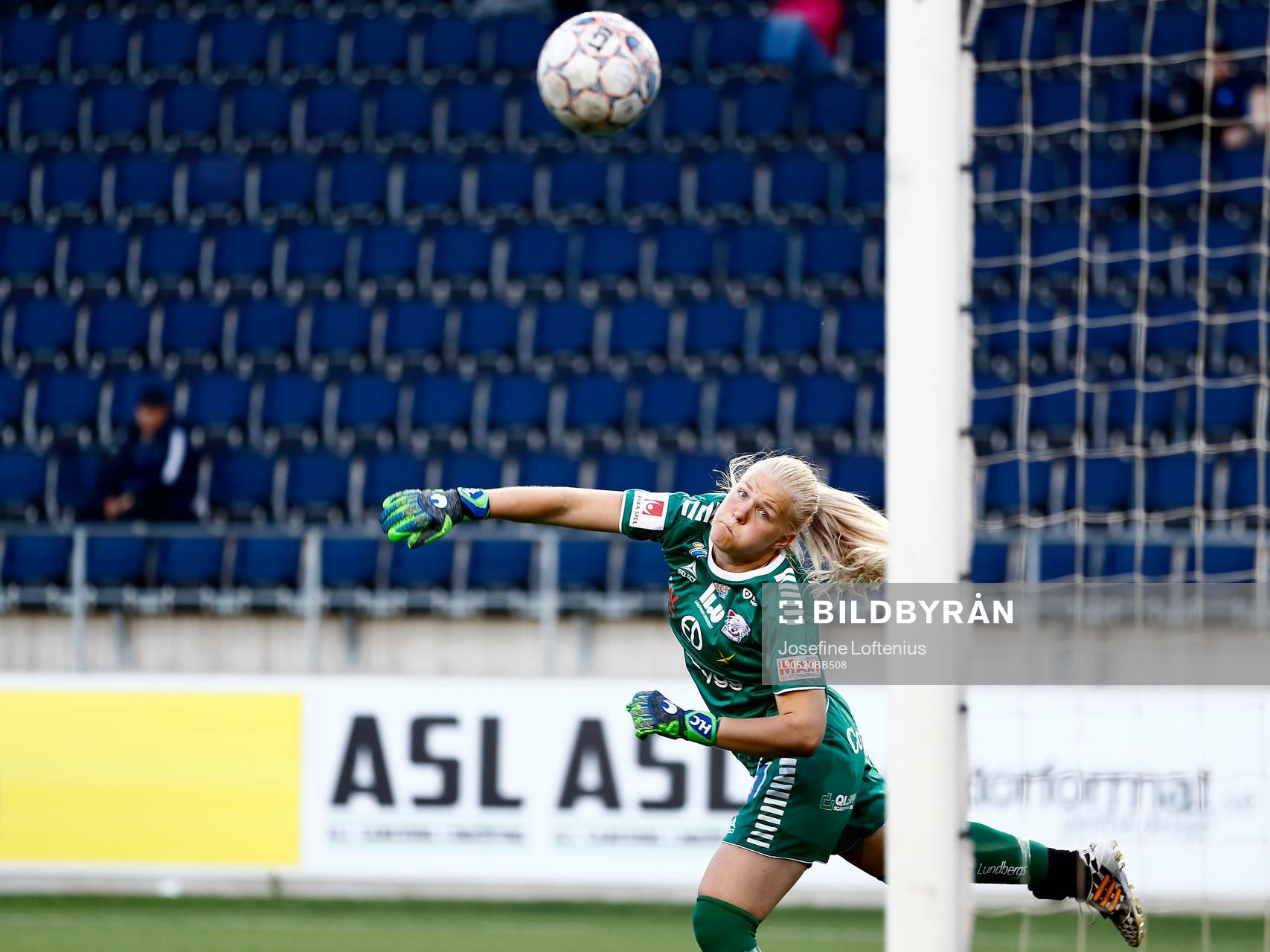 Linköpings målvakt Emma Holmgren