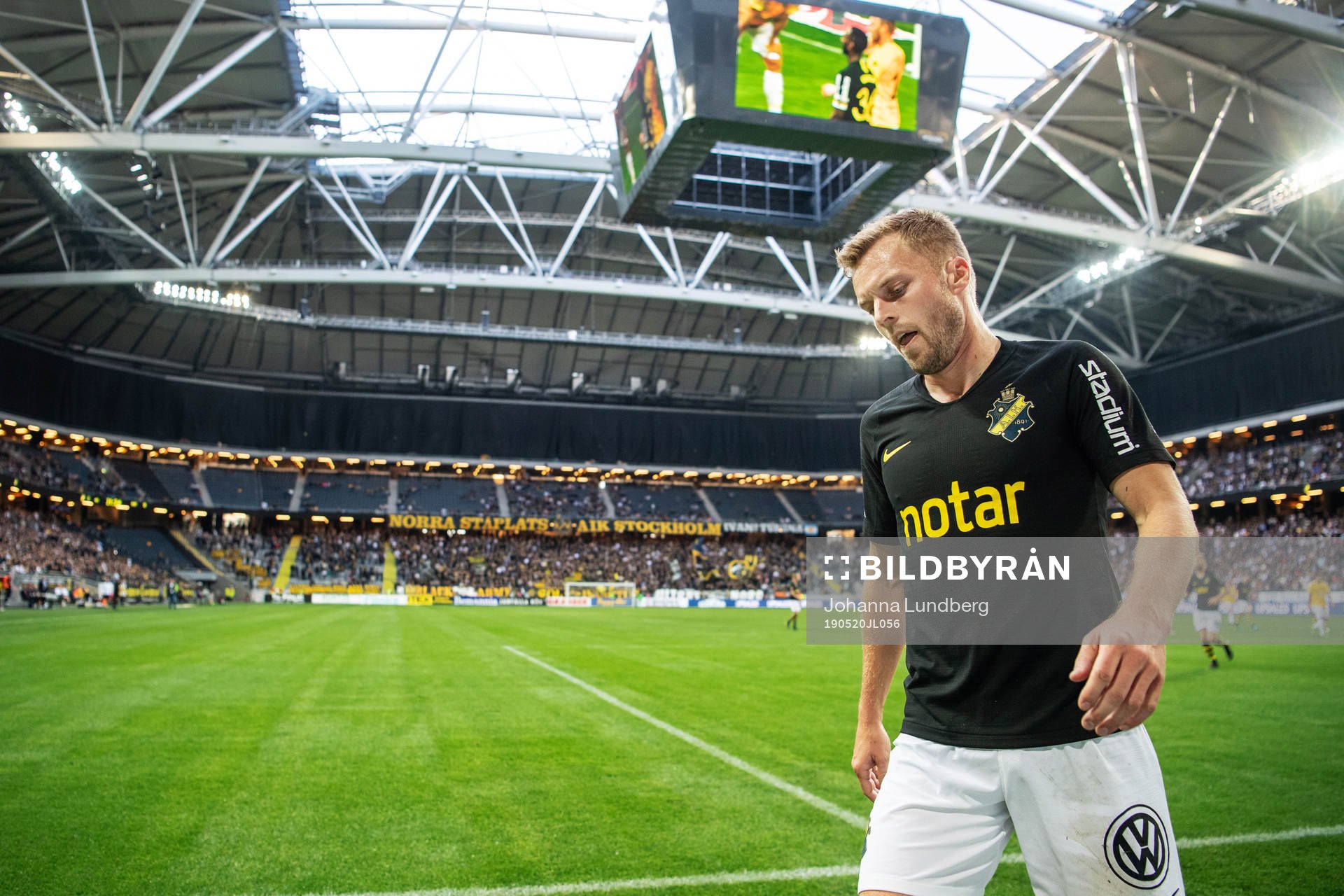 s Sebastian Larsson