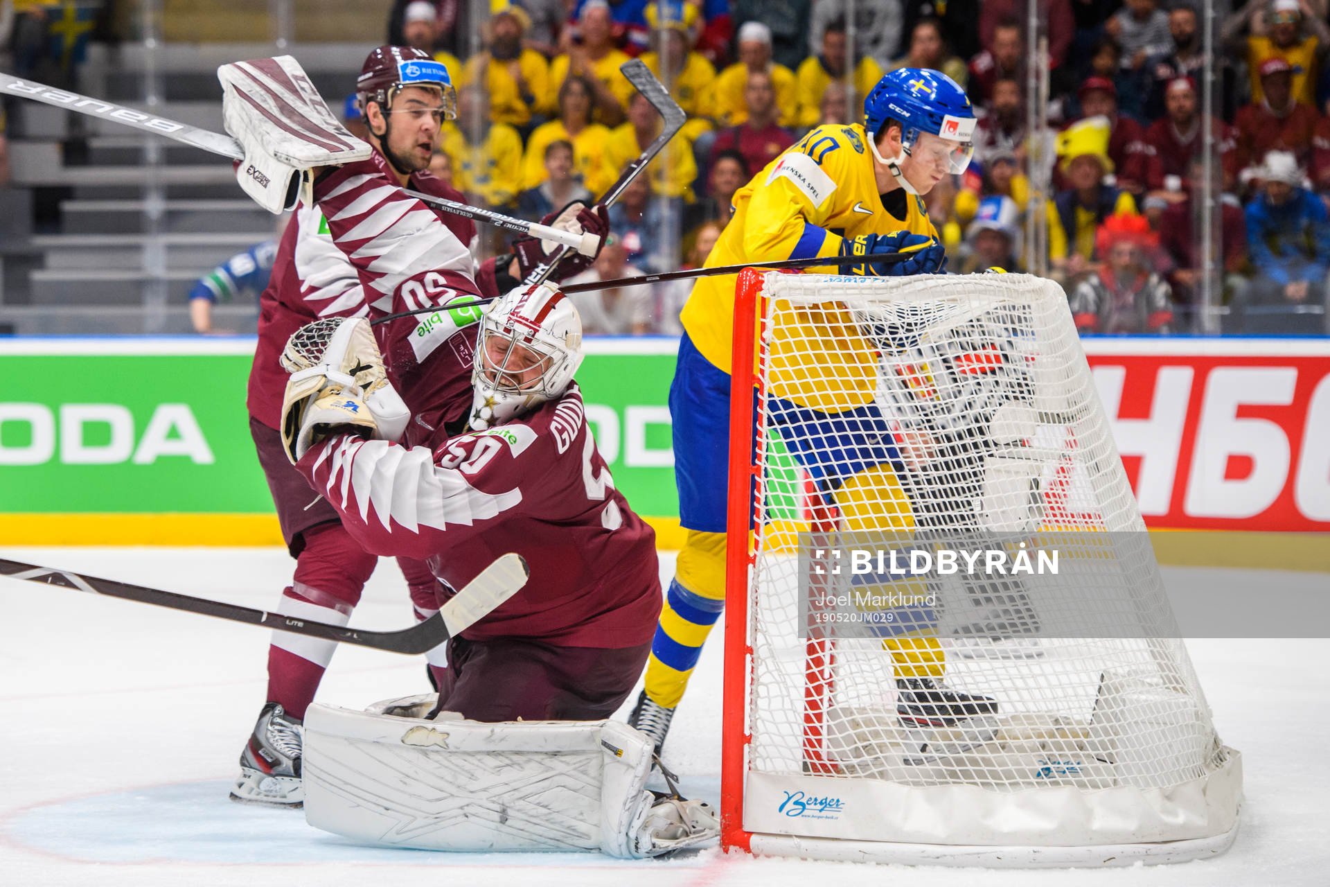 Elias Pettersson of Sweden against Kristaps Sotnieks and
