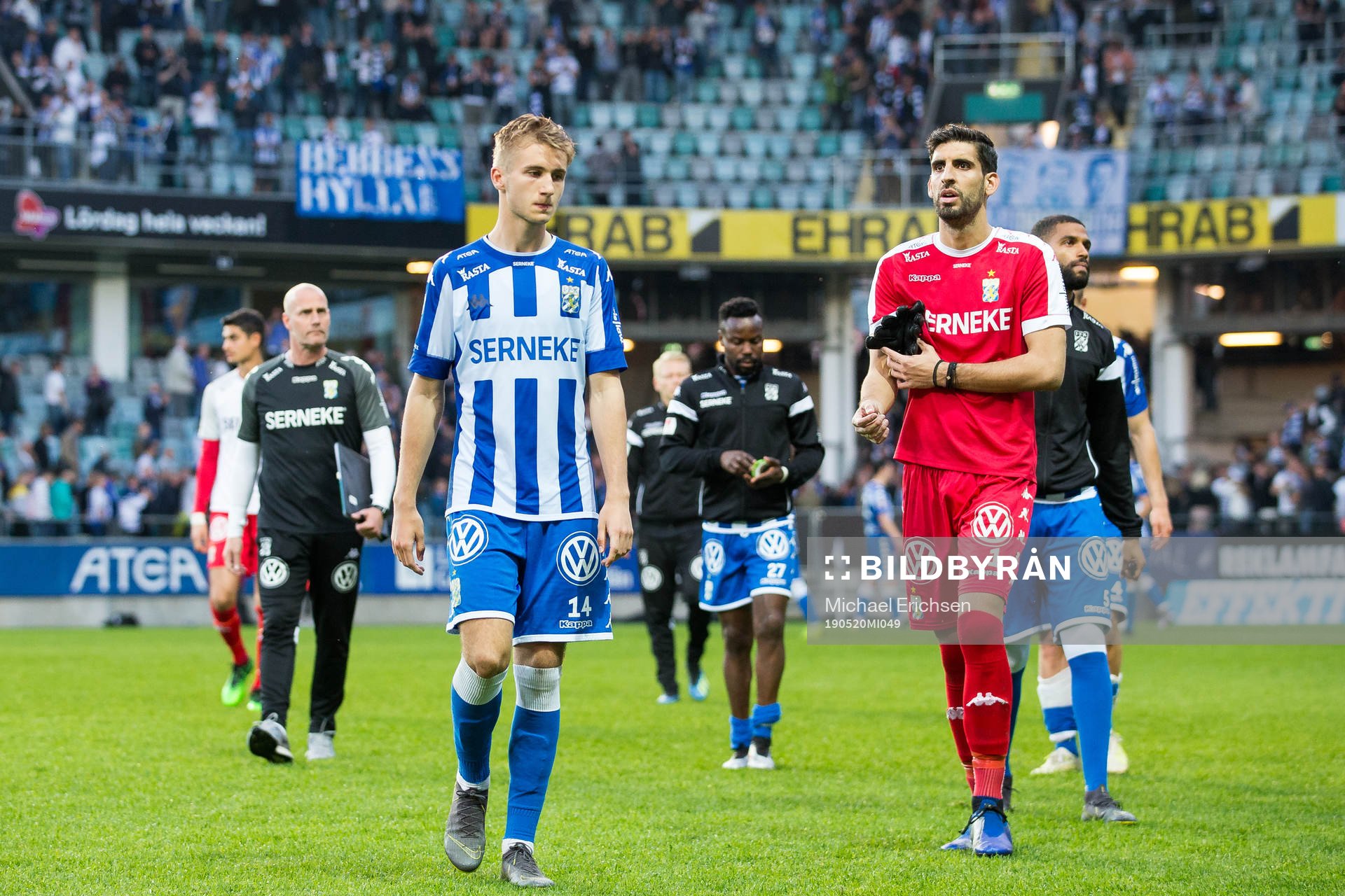 IFK Göteborgs Benjamin Nygren och målvakt Giannis Anestis efter fotbollsmatchen i allsvenskan mellan IFK Göteborg och Hammarby den 20 maj 2019 i Göteborg.