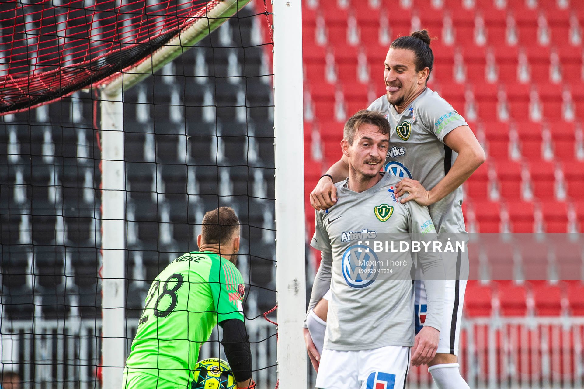 Jönköpings Edin Hamidovic och Edin Hamidovic jublar