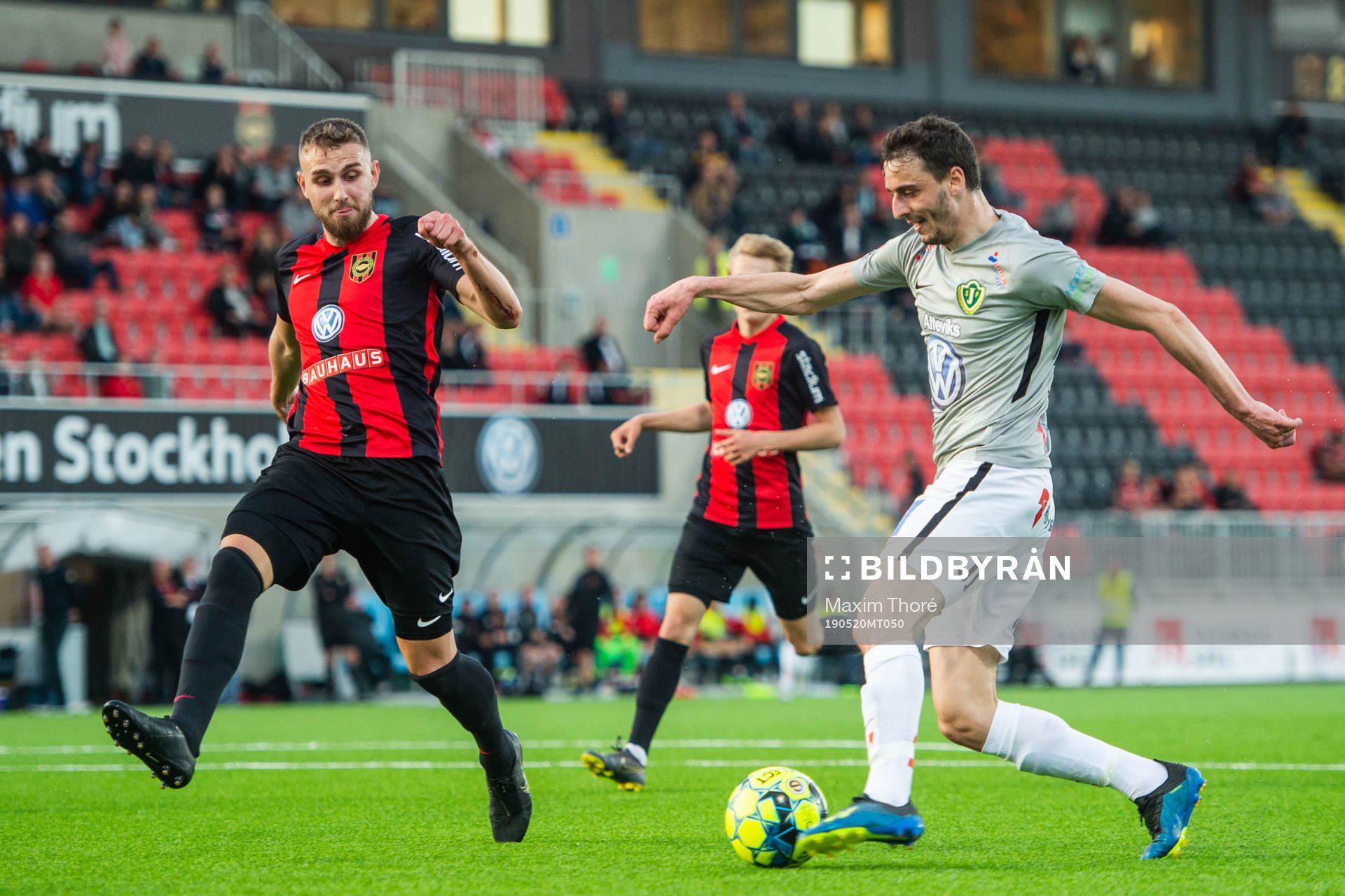Brommapojkarnas Ali Suljic och Jönköpings Jetmir Haliti