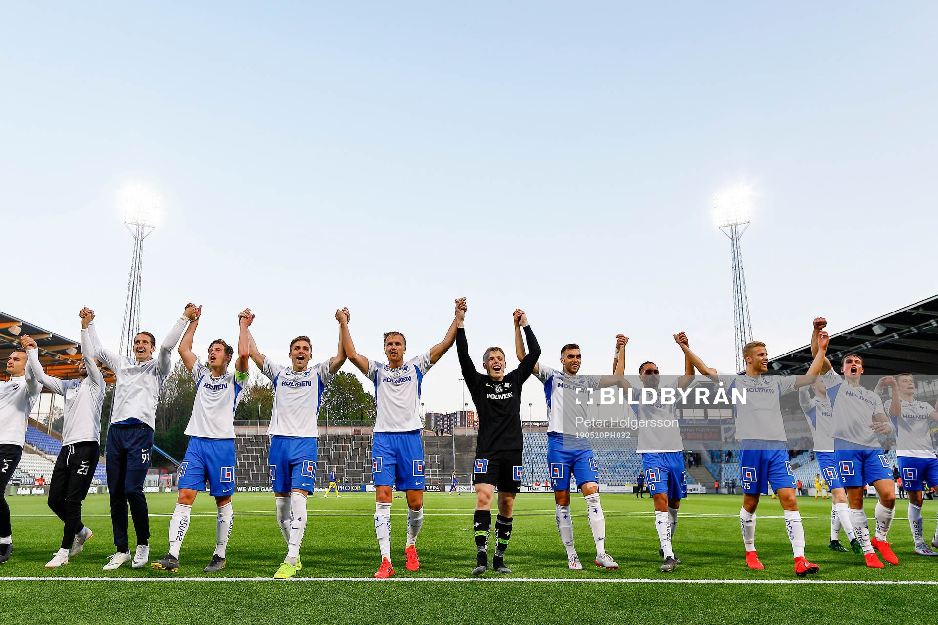 IFK Norrköpings spelare jublar