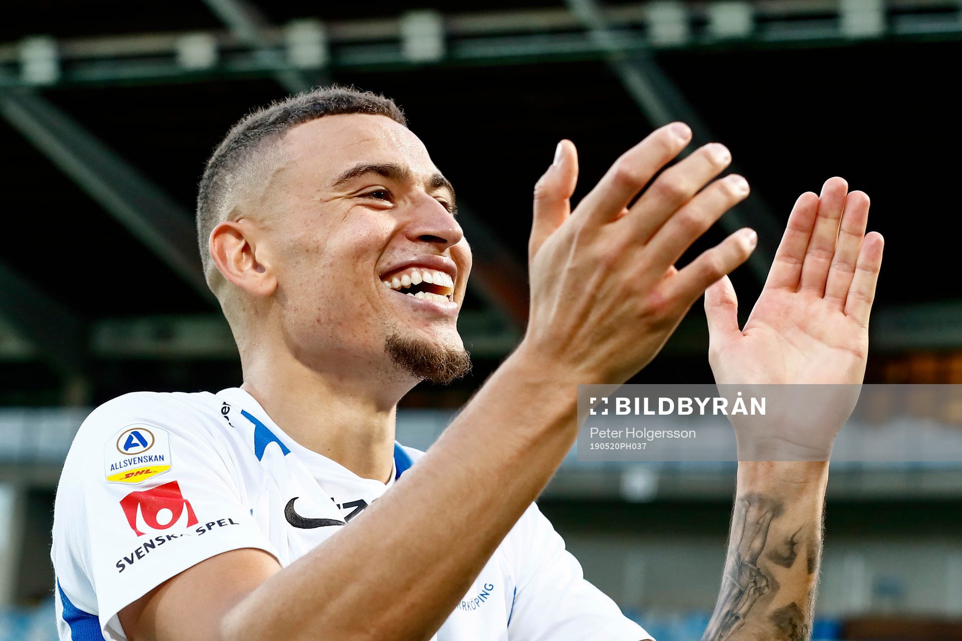 IFK Norrköpings Jordan Larsson jublar under fotbollsmatchen i Allsvenskan mellan IFK Norrköping och GIF Sundsvall den 20 maj 2019 i Norrköping.