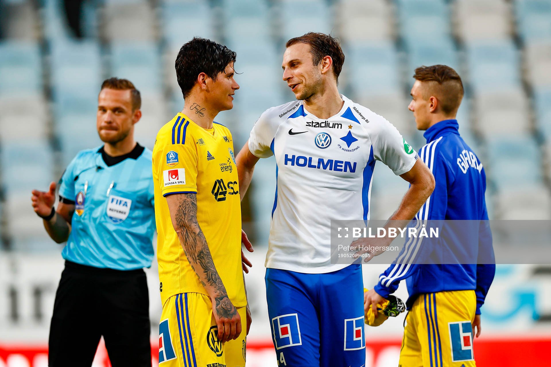 Sundsvalls David Batanero och <tidigare Sundsvallsspelaren