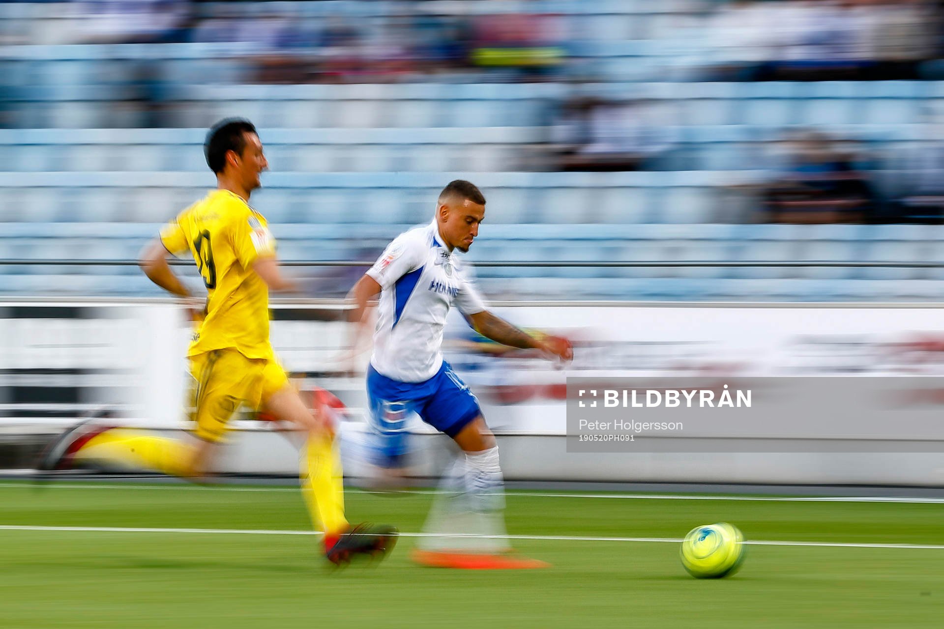 IFK Norrköpings Jordan Larsson under fotbollsmatchen i Allsvenskan mellan IFK Norrköping och GIF Sundsvall den 20 maj 2019 i Norrköping.