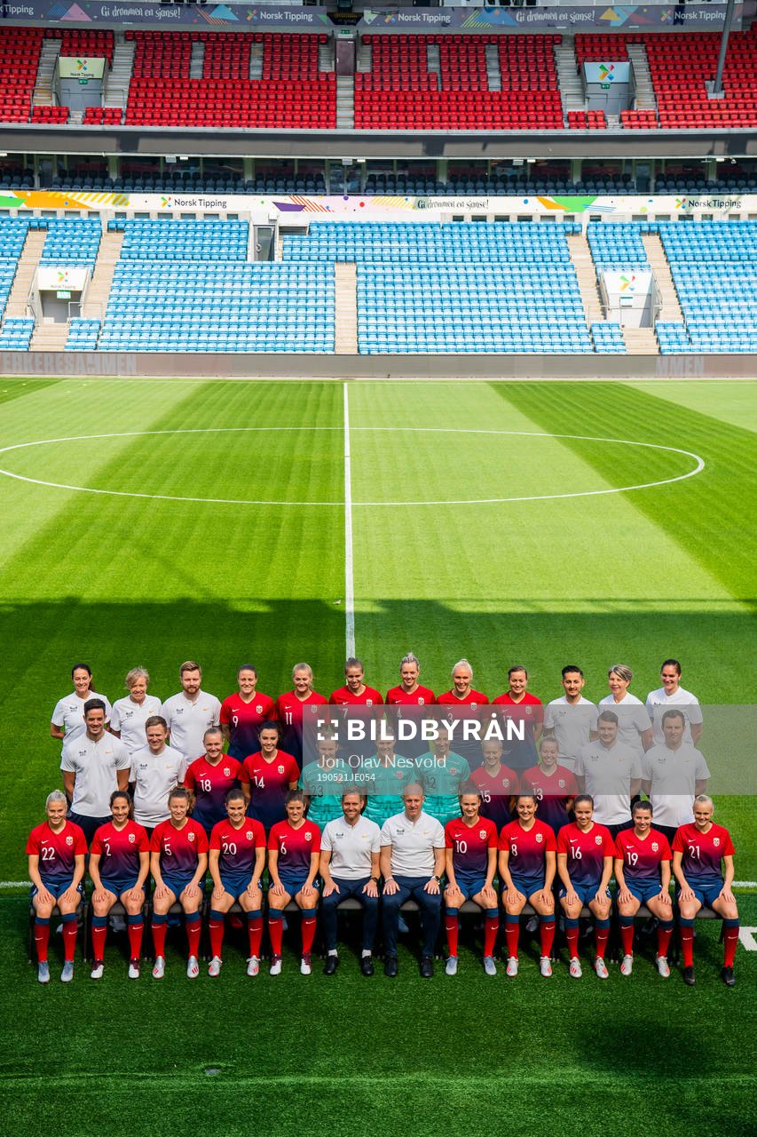 Players and coaching staff of the Norwegian national