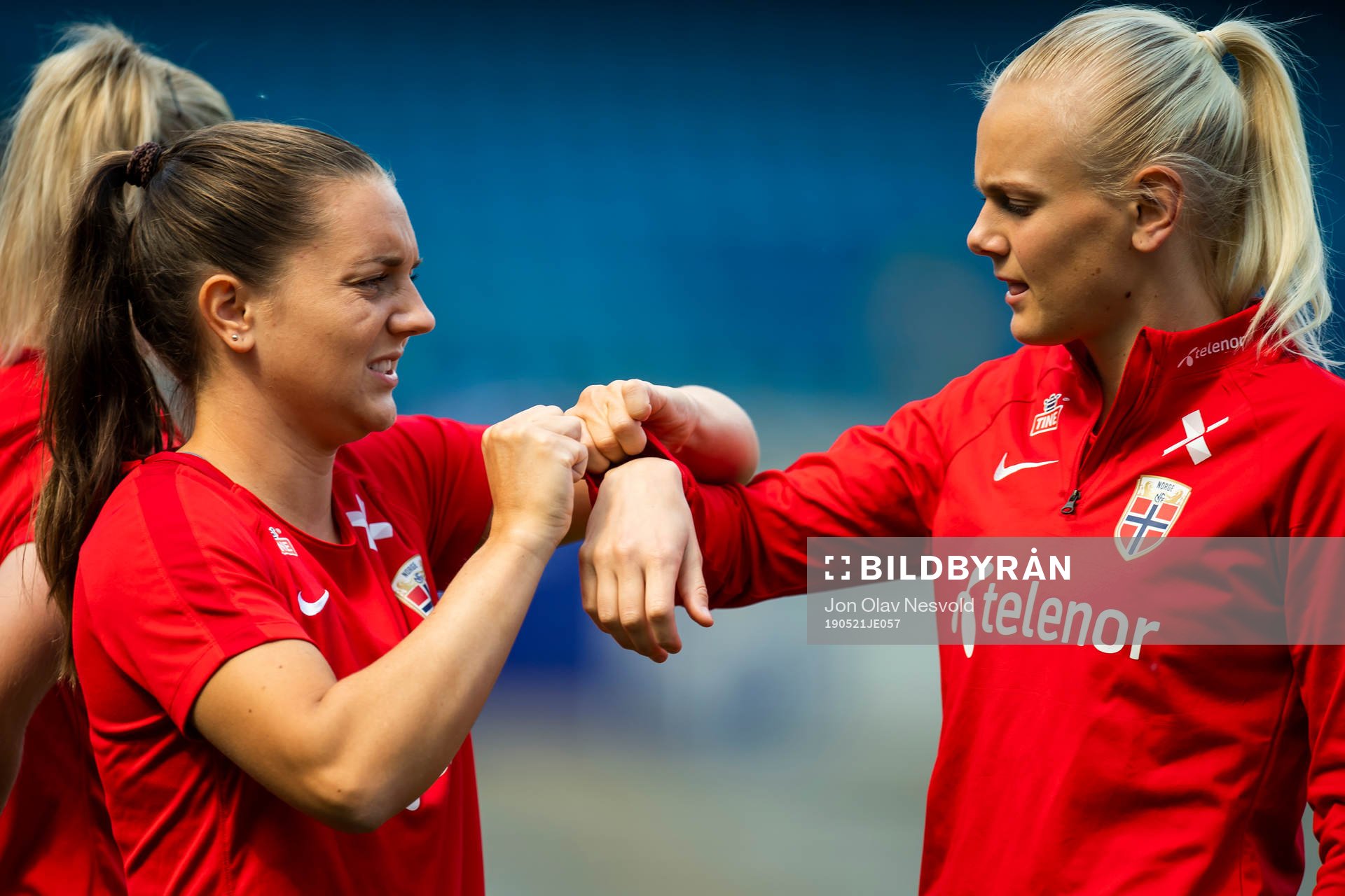 Vilde Bøe Risa and Karina Sævik of Norway