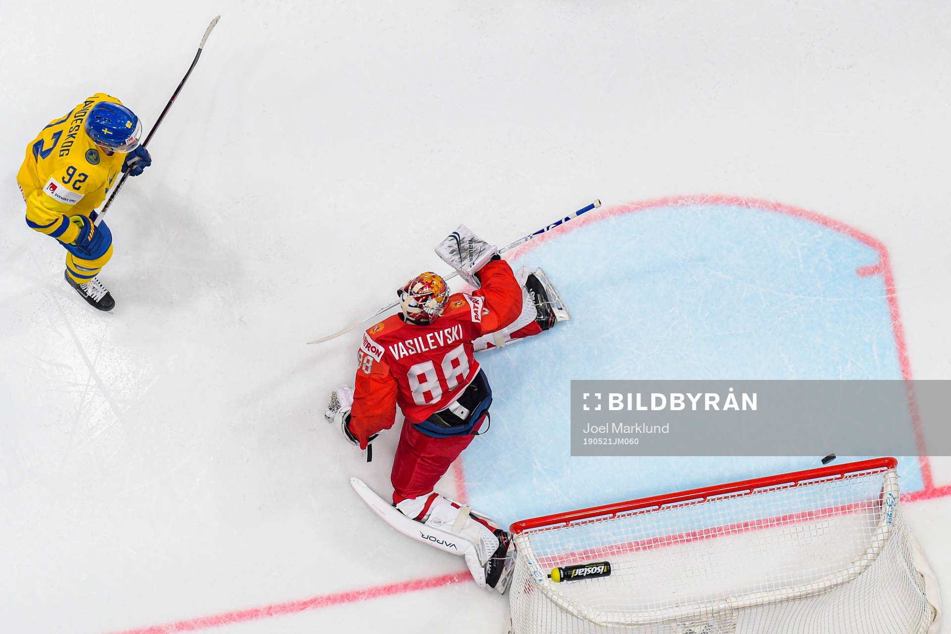 Gabriel Landeskog of Sweden scores the 1-0 goal behind