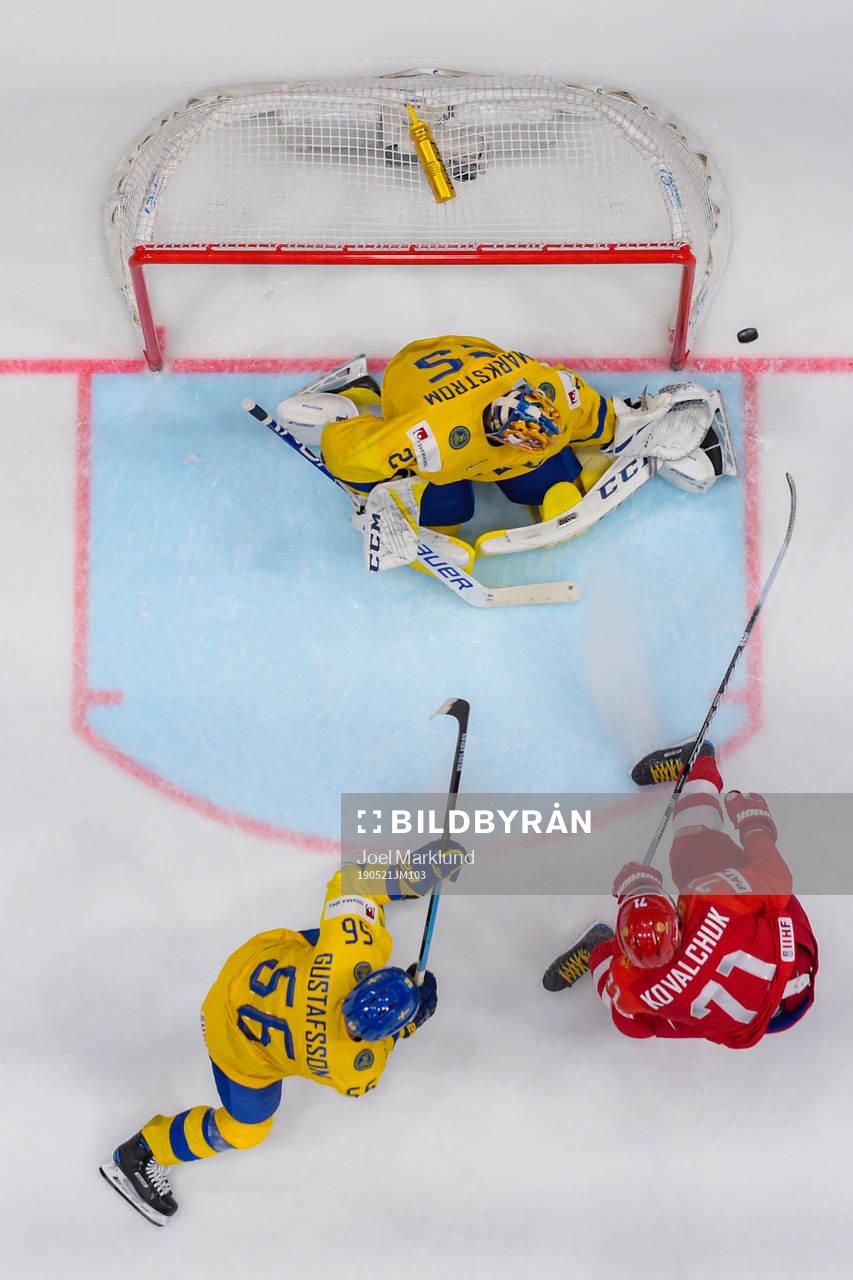 Ilya Kovalchuk of Russia against goaltender Jacob