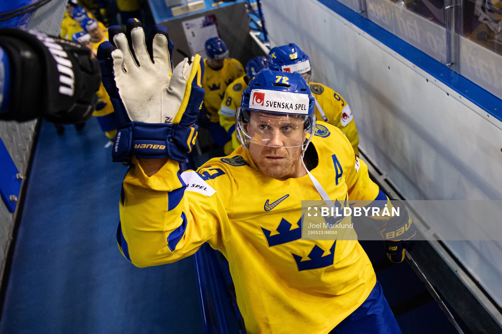 Patric Hörnqvist of Sweden fist bumps with a fan