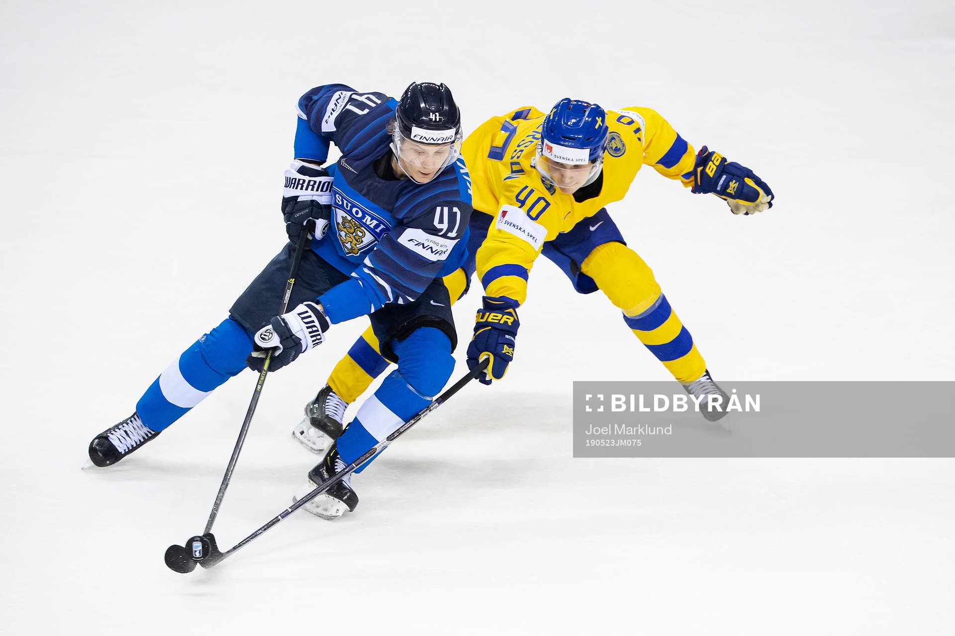 Joel Kiviranta of Finland and Elias Pettersson of Sweden