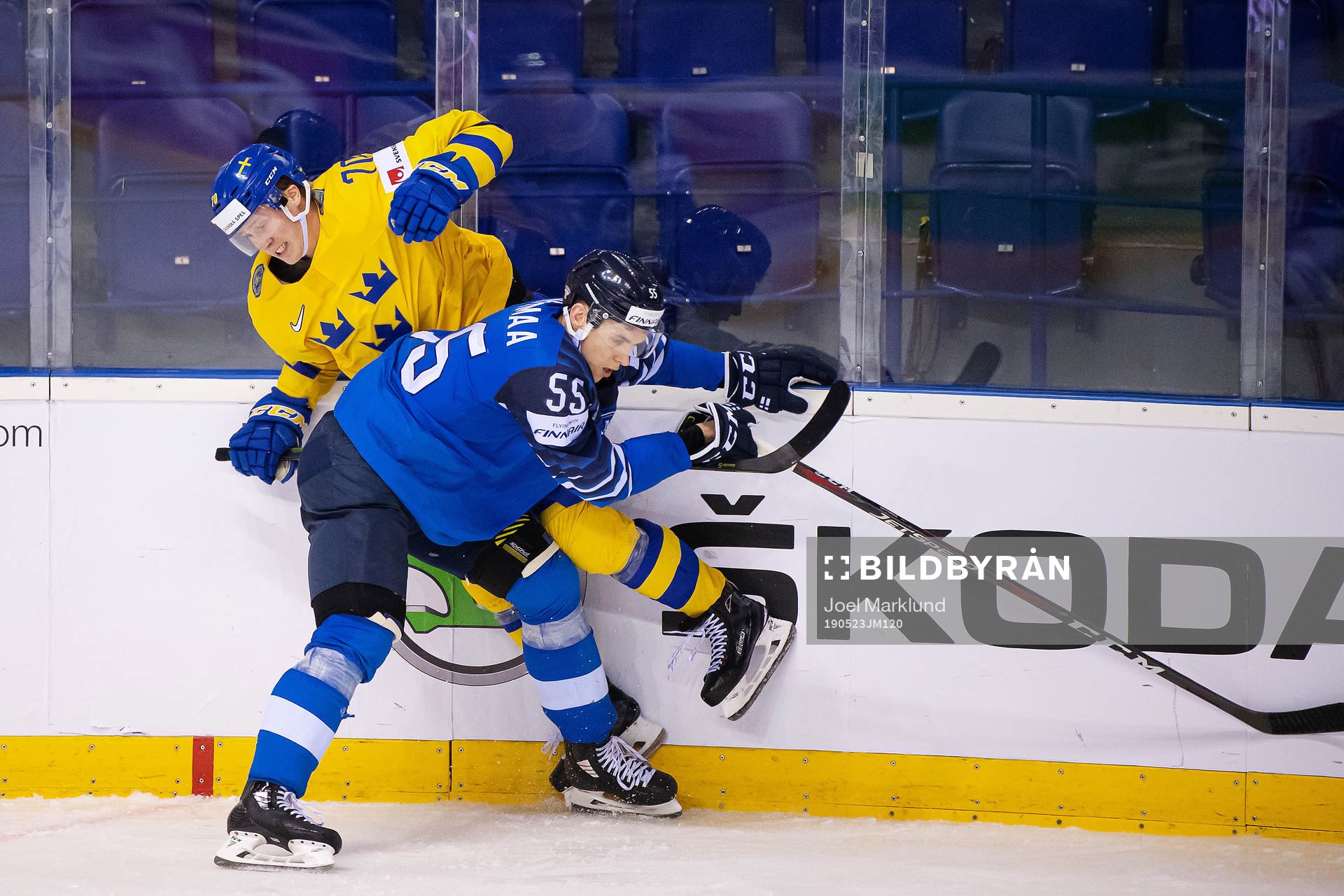 Dennis Rasmussen of Sweden and Atte Ohtamaa of Finland