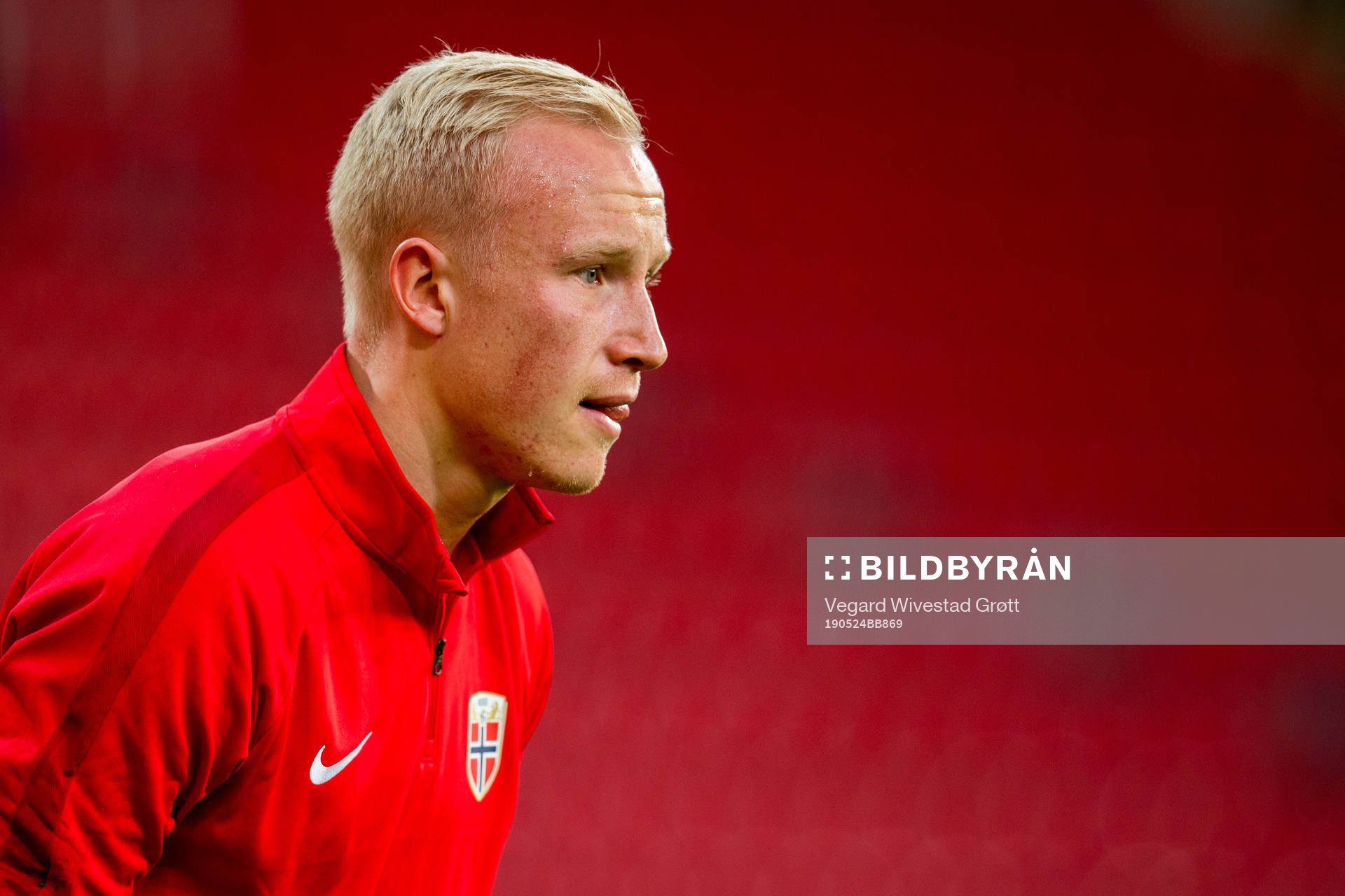 Goalkeeper Julian Faye Lund of Norway warms up