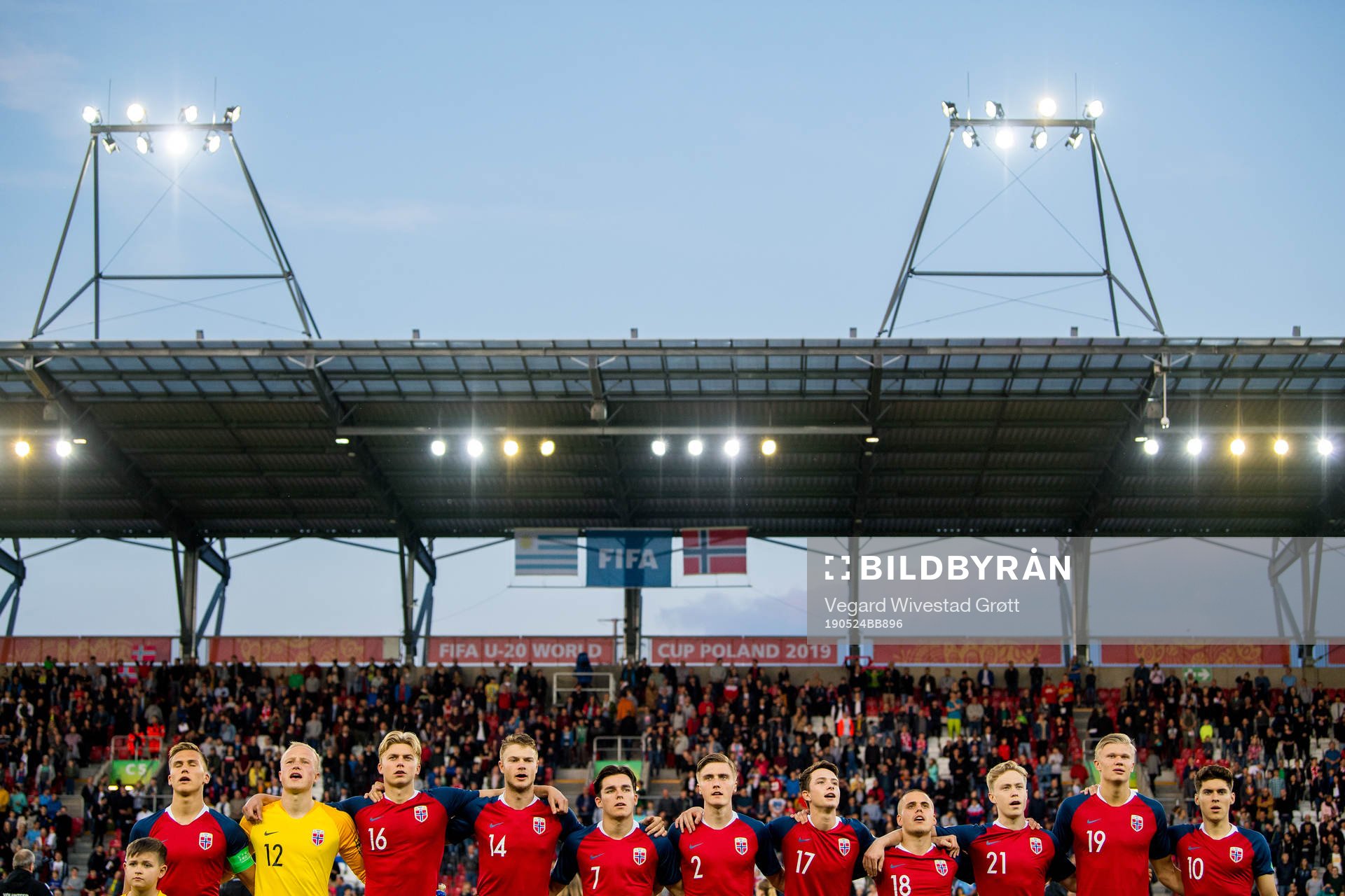 Leo Skiri Østigård, goalkeeper Julian Faye Lund, Tobias Borchgrevink Børkeeiet, Ulrik Fredriksen, Hugo Vegard Vetlesen, Christian Dahle Borchgrevink, Håkon Evjen, Tobias Hammer Svendsen, Ola Brynhildsen, Erling Braut Haaland and Eman Marković of Norway line up ahead of the FIFA U-20 World Cup football match between Uruguay and Norway on May 24, 2019 in Lodz.
