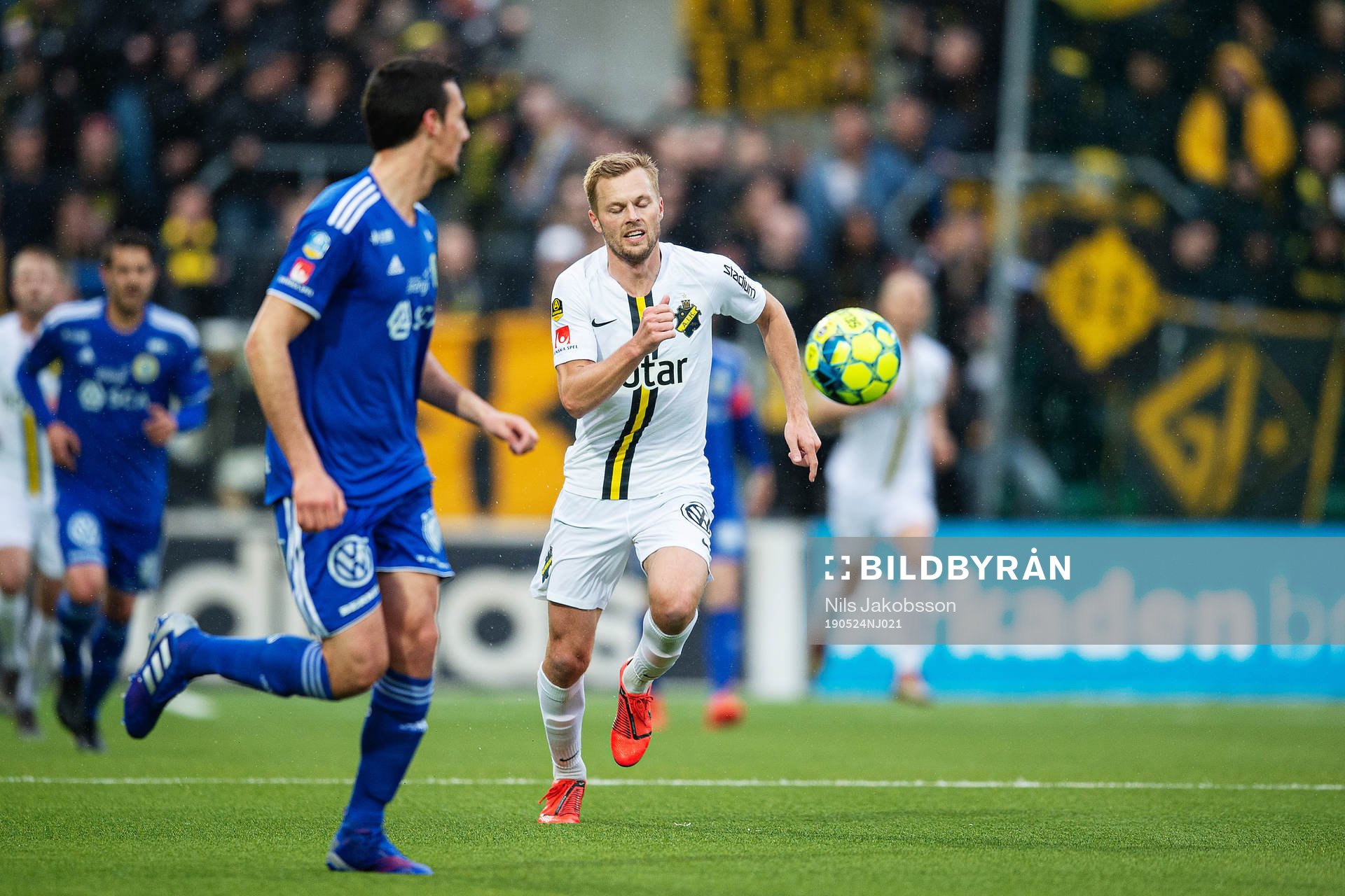 s Sebastian Larsson