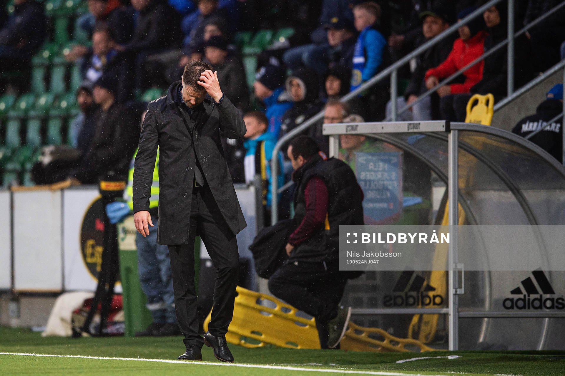 s tränare Rikard Norling deppar