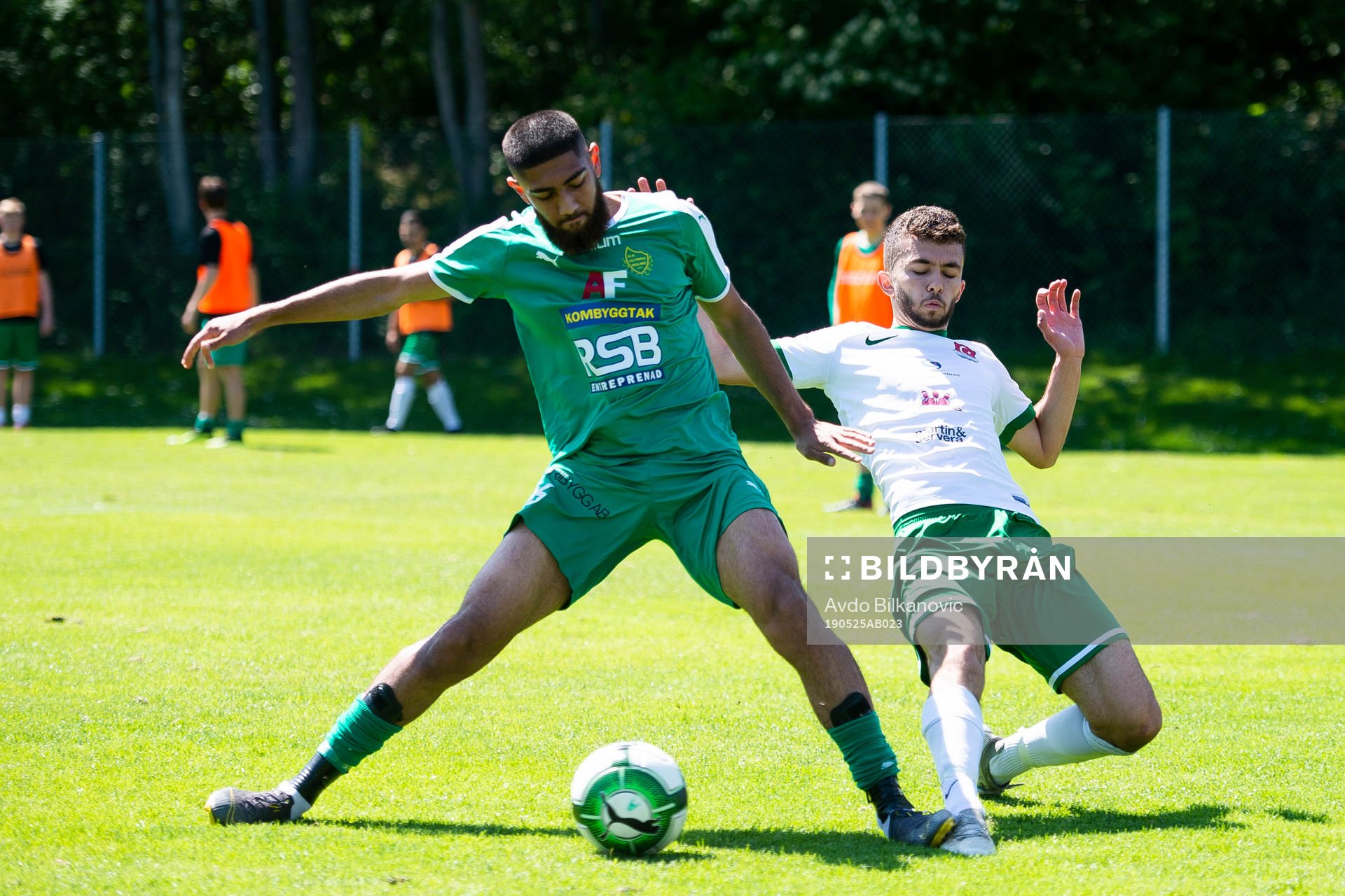 Olympics Rassa Rahmani under fotbollsmatchen i Division 2 Västra Götaland Olympic och Prespa Birlik den 25 Maj 2019 i Malmö.