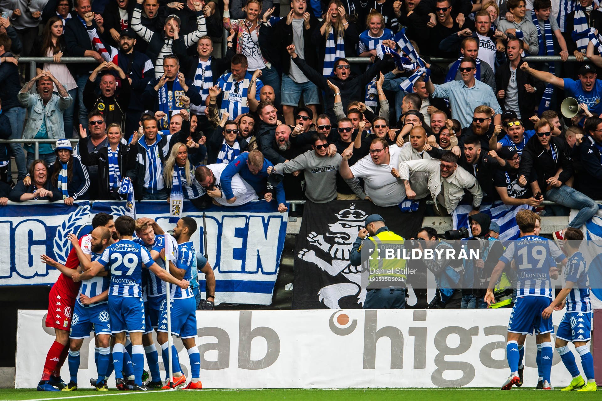 IFK Göteborgs Robin Söder jublar med lagkamrater