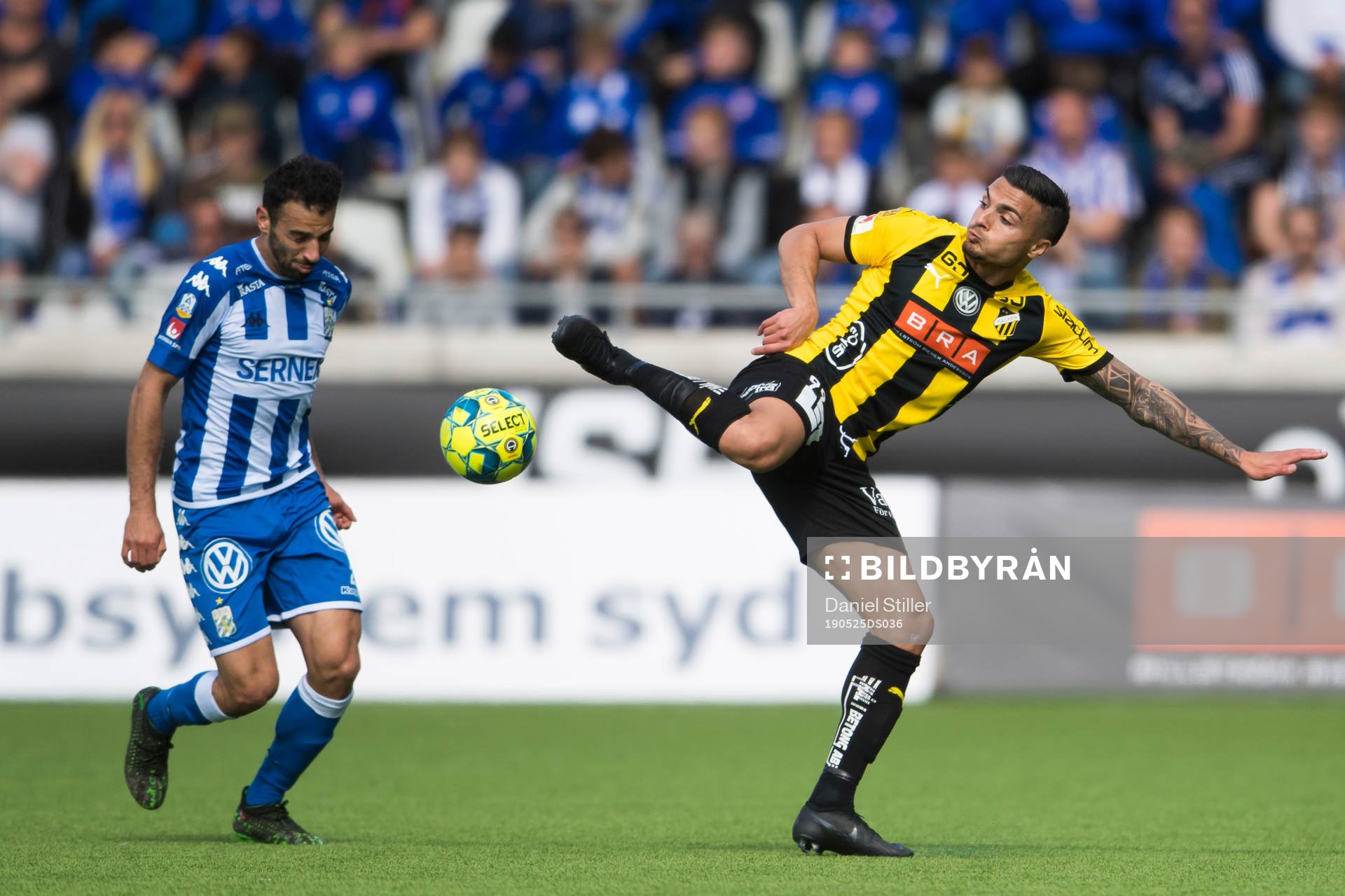IFK Göteborgs Giorgi Kharaishvili och Häckens Ahmed Yasin