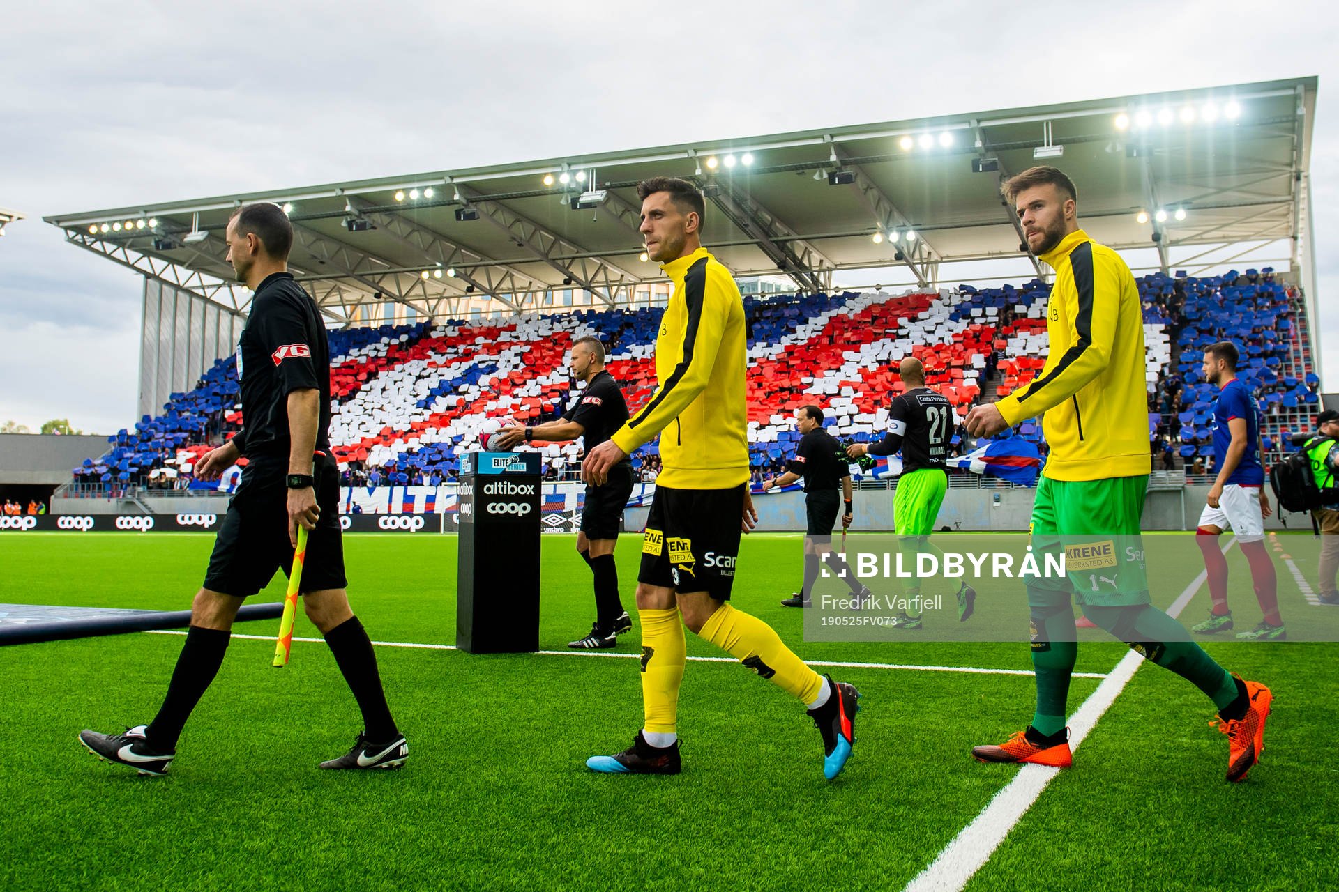 Daniel Alexander Pedersen, goalkeeper Marko Maric, and Kristoffer Ødemarksbakken of Lillestrøm ahead of the Eliteserien match between Vålerenga and Lillestrøm on May 25, 2019 in Oslo.