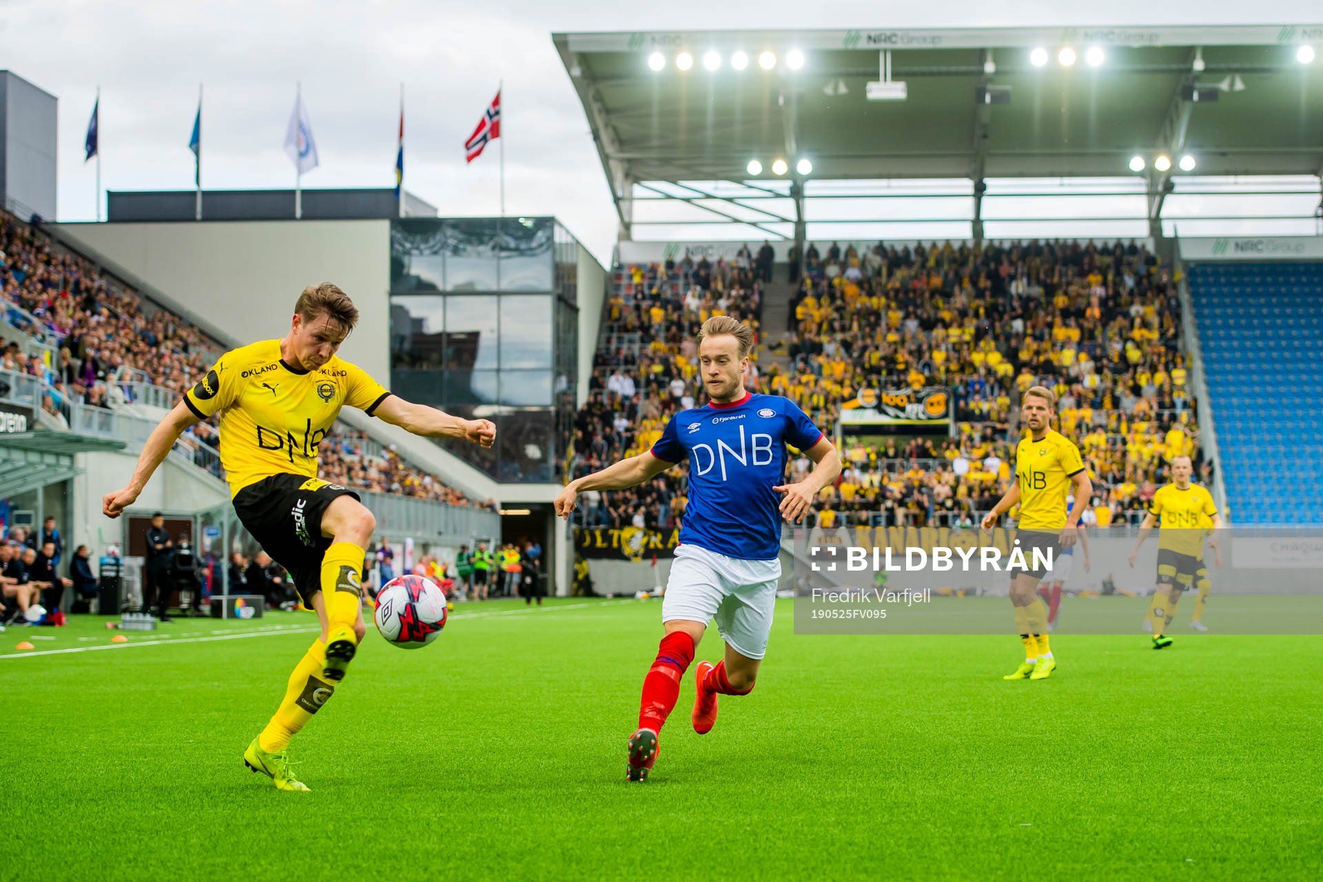 Kristoffer Ødemarksbakken of Lillestrøm and Bård Finne