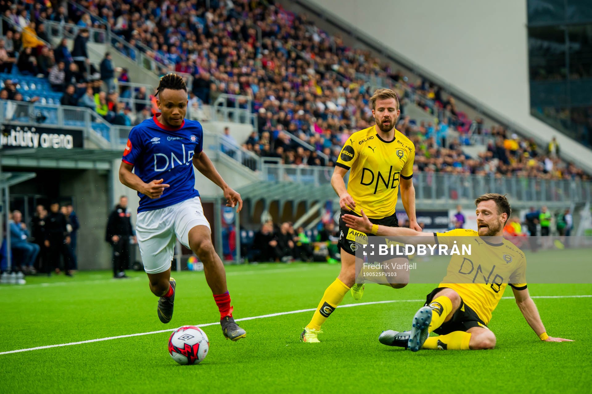 Chidera Ejuke of Vålerenga, Simen Rafn and Arnór