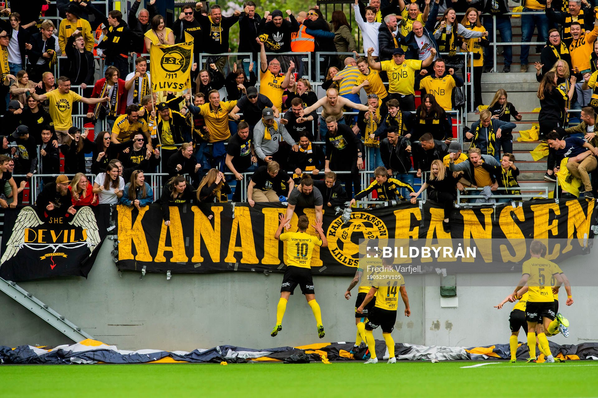Thomas Lehne Olsen of Lillestrøm celebrates