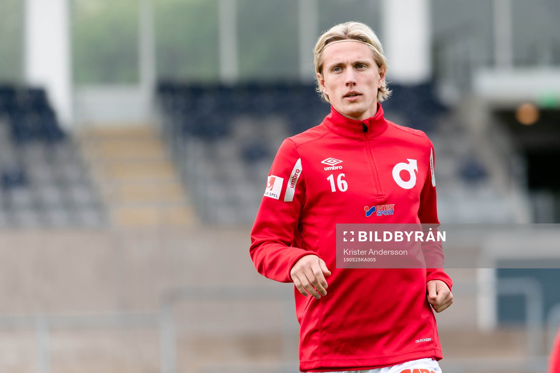 Degerfors Viktor Götesson före fotbollsmatchen i