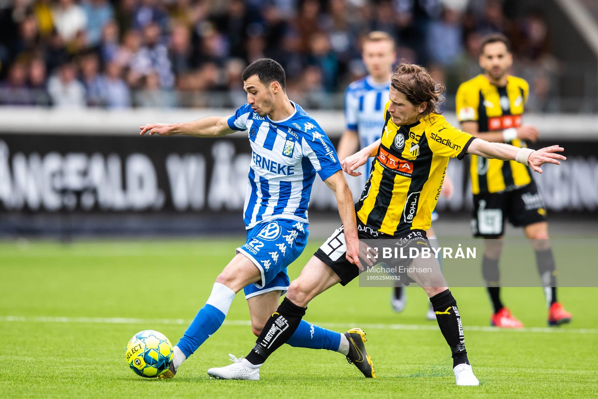 IFK Göteborgs Giorgi Kharaishvili och Häckens Erik Friberg