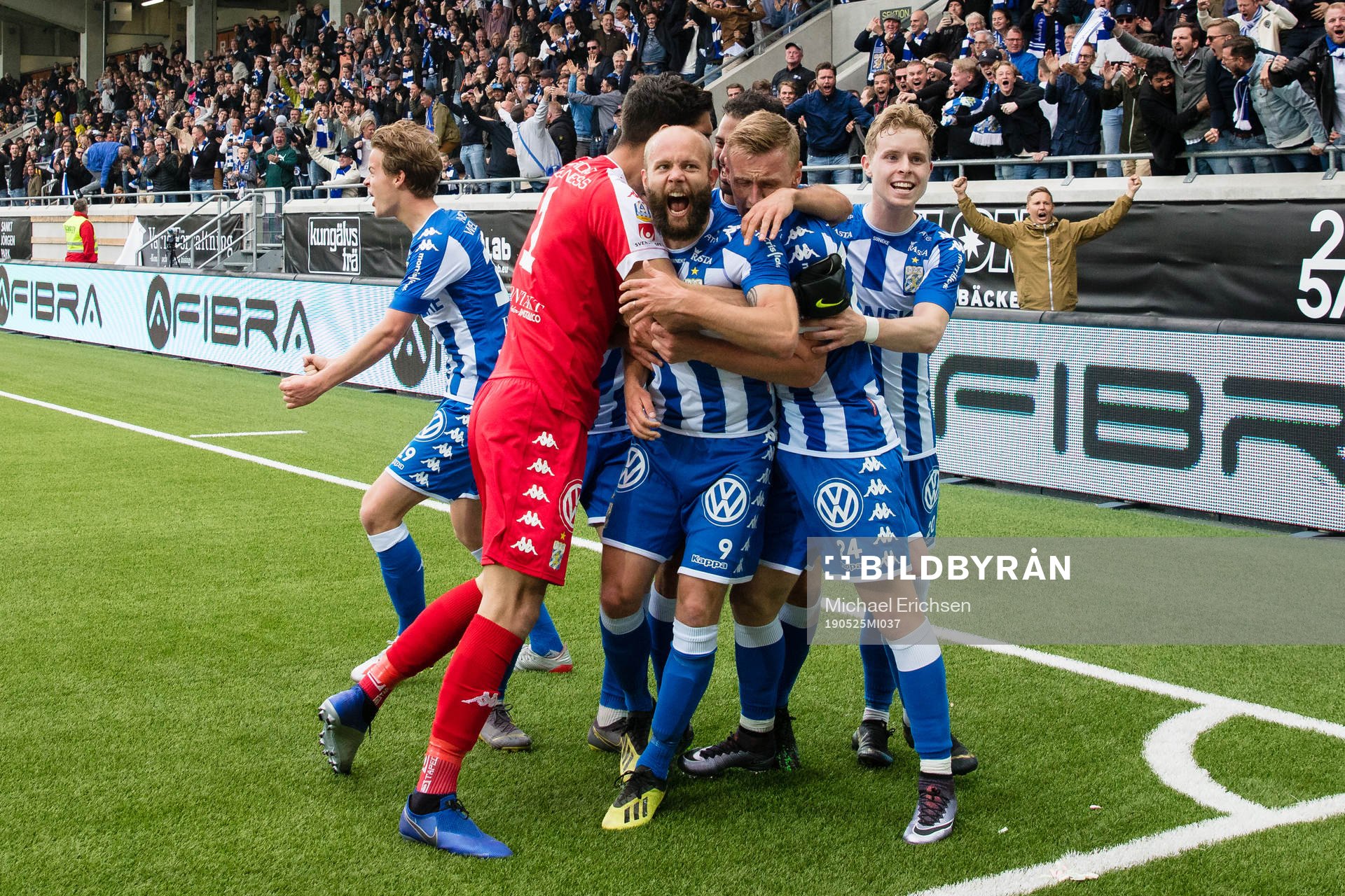 IFK Göteborgs Robin Söder jublar med lagkamrater