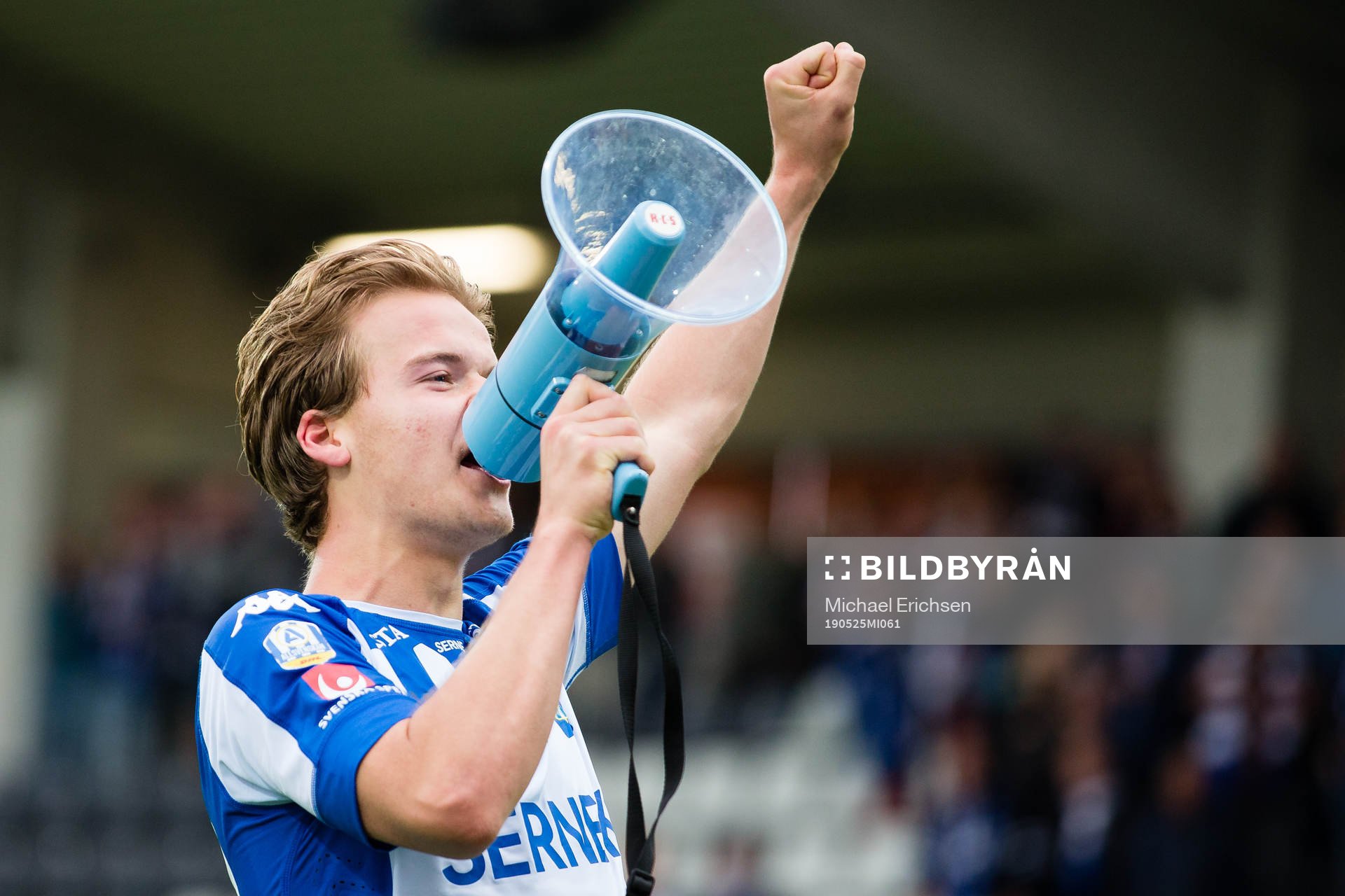 IFK Göteborgs August Erlingmark jublar framför klacken