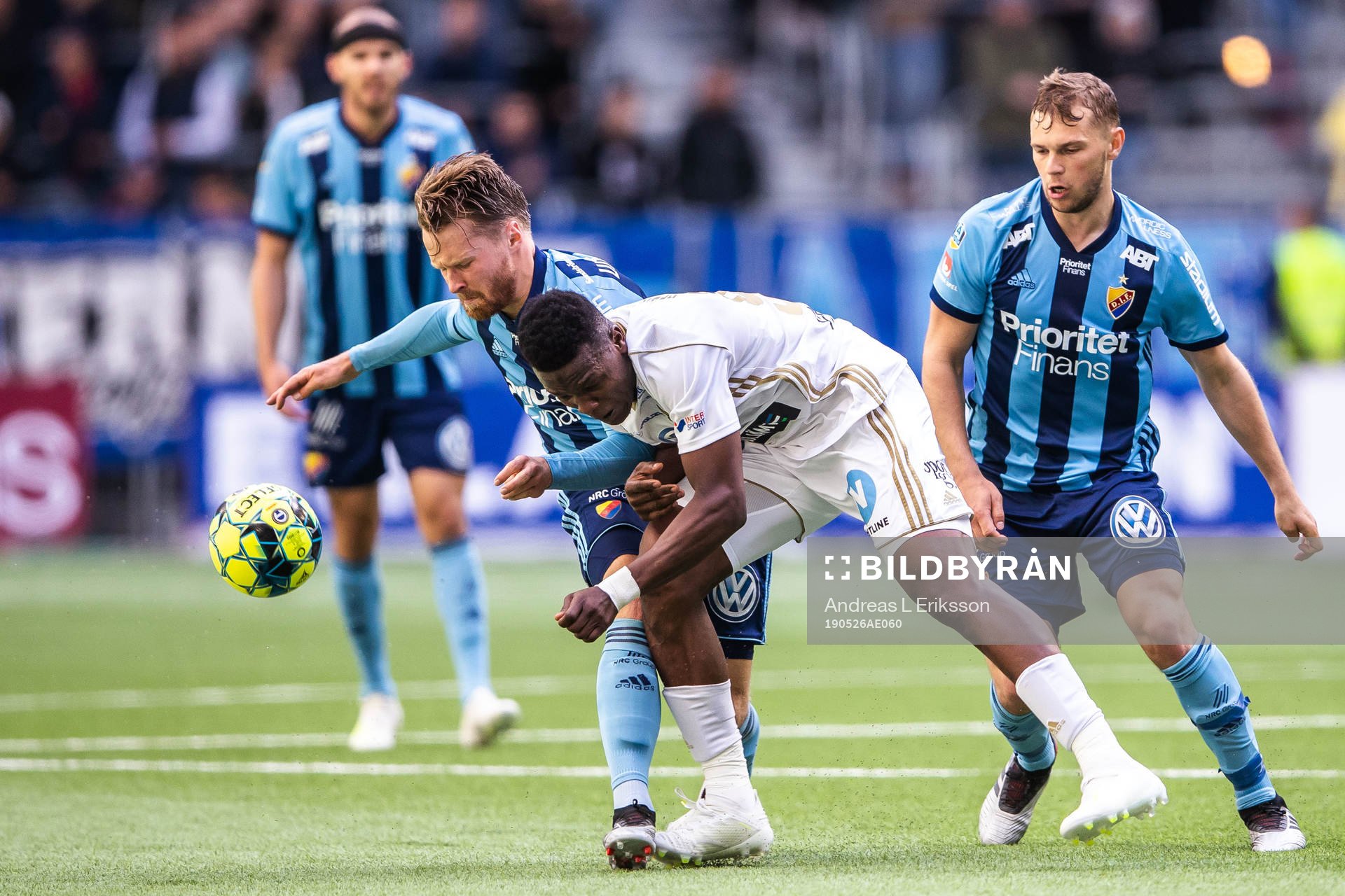 Djurgårdens Jacob Une Larsson och Jesper Karlström mot