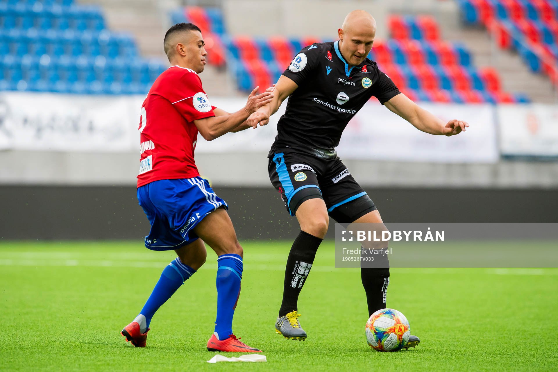 Mohammed Mahnin of Skeid and Johannes Laaksonen of Sandnes Ulf during the OBOS-ligaen match between Skeid and Sandnes Ulf on May 26, 2019 in Oslo.