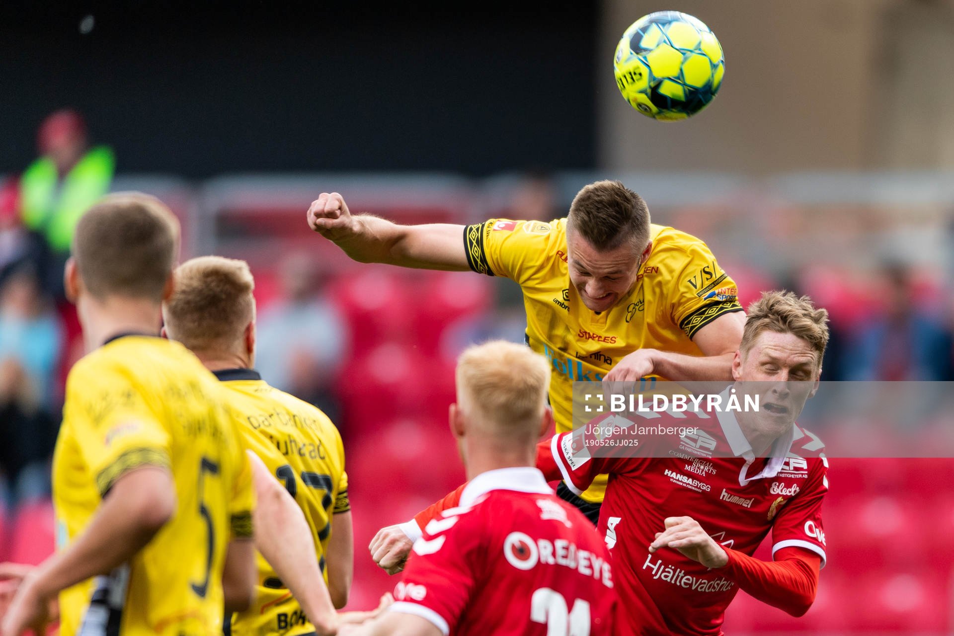 Elfsborgs Stian Rode Gregersen och Kalmars Rasmus Elm
