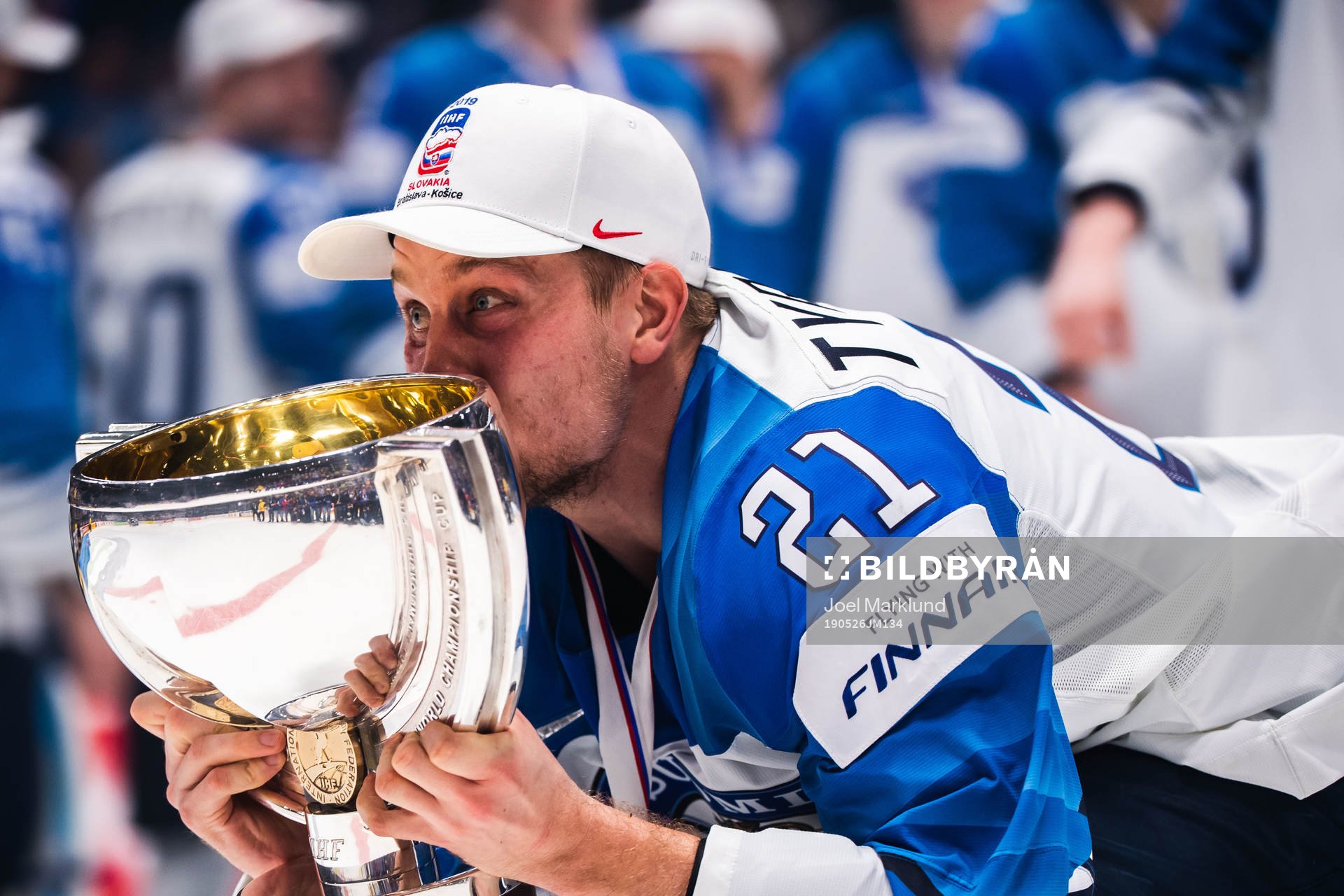 Juhani Tyrväinen of Finland celebrates with the trophy