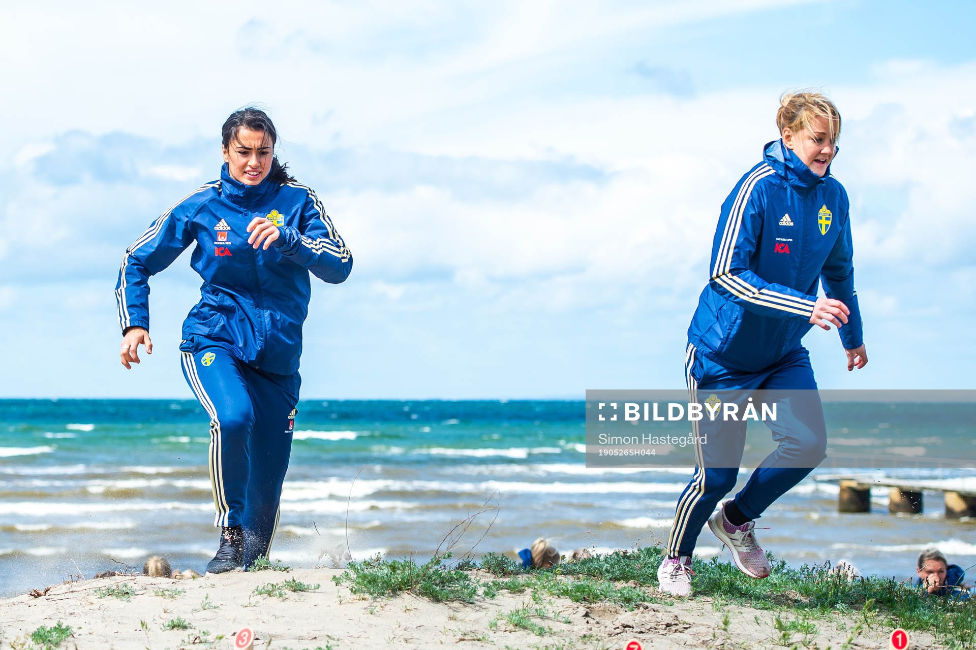 Goalkeeper Zecira Musovic and Mia Carlsson of Swedish women