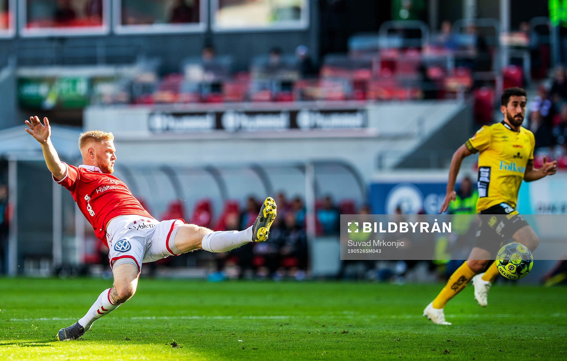 Kalmars Nils Fröling  och Elfsborgs Frederik Holst