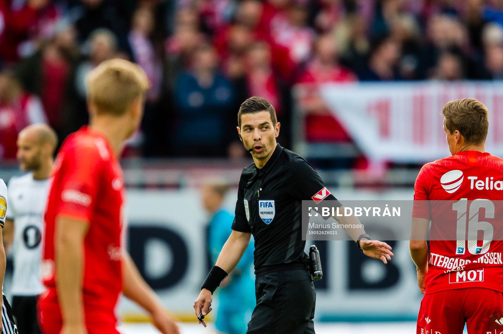 Tore Hansen, referee