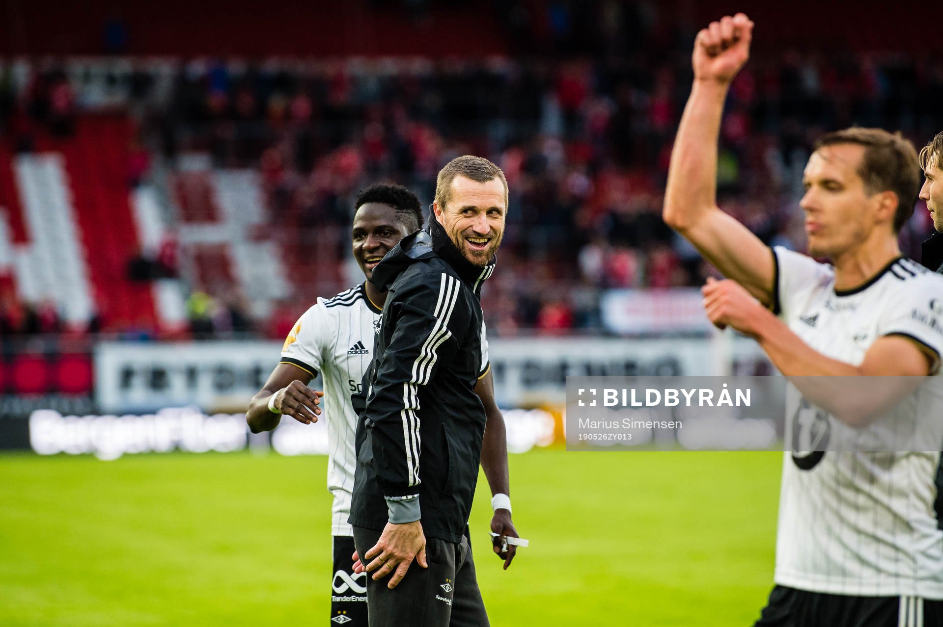 Babajide David Akintola of Rosenborg and Eirik Horneland, head coach of Rosenborg, celebrates after the Eliteserien match between Brann and Rosenborg on May 26, 2019 in Bergen.