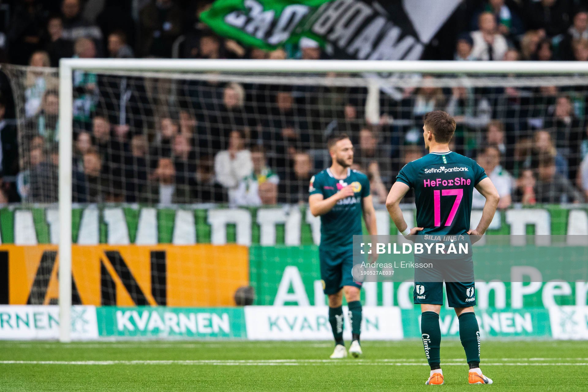 Hammarbys Vidar Örn Kjartansson med texten He For She