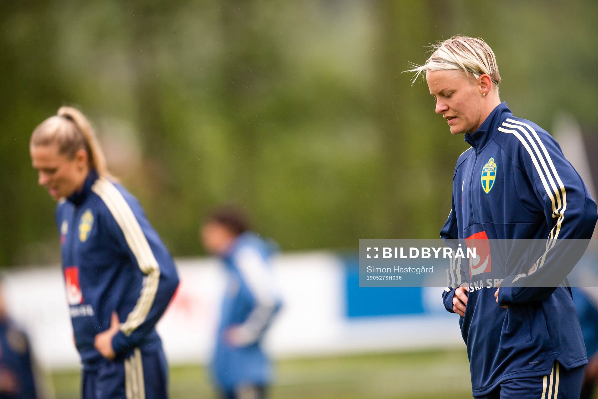 Fridolina Rolfö and Nilla Fischer of Swedish women
