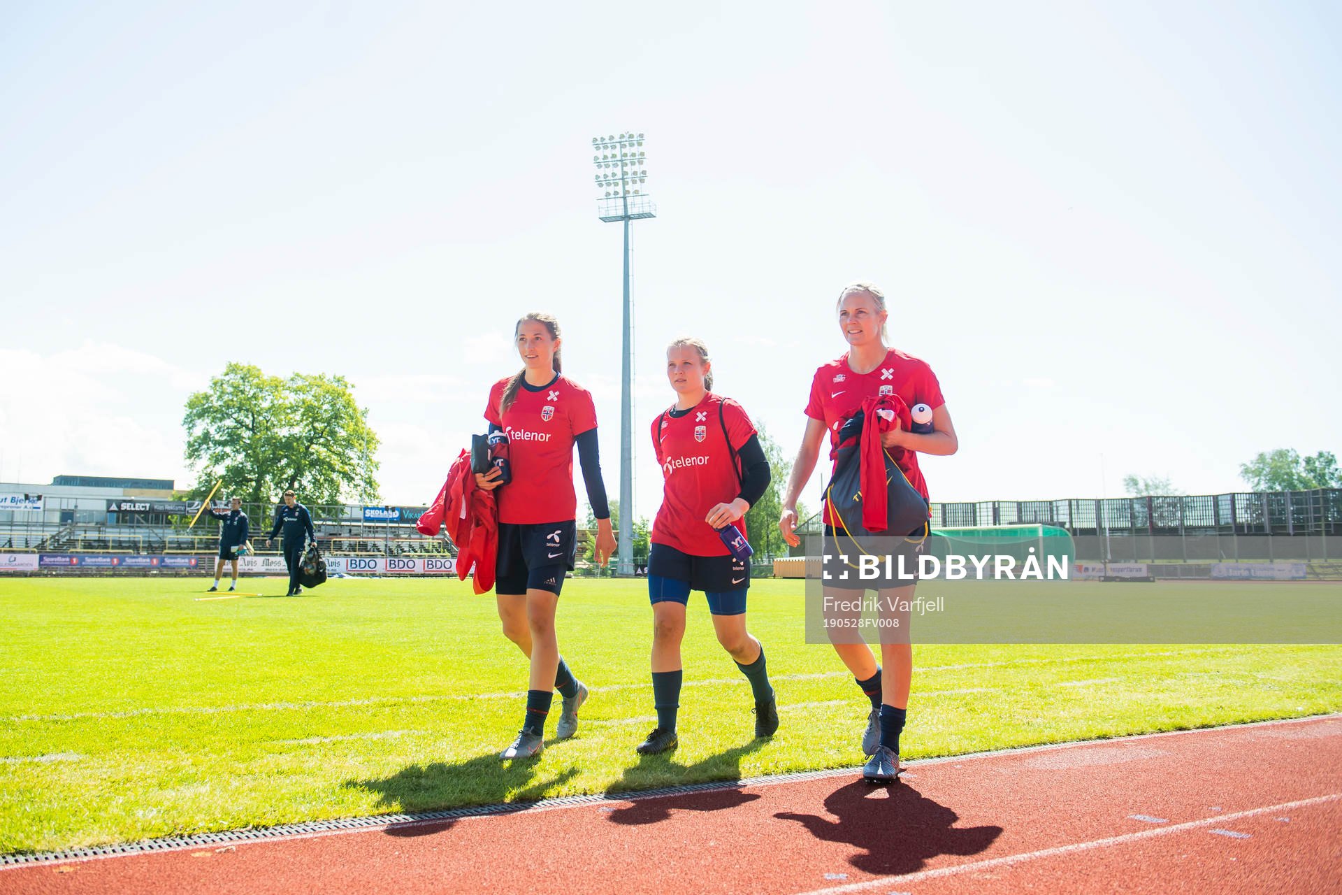 Goalkeeper Cecilie Hauståker Fiskerstrand, goalkeeper Oda Maria Hove Bogstad and goalkeeper Ingrid Hjelmseth a training session on May 28 in Moss.