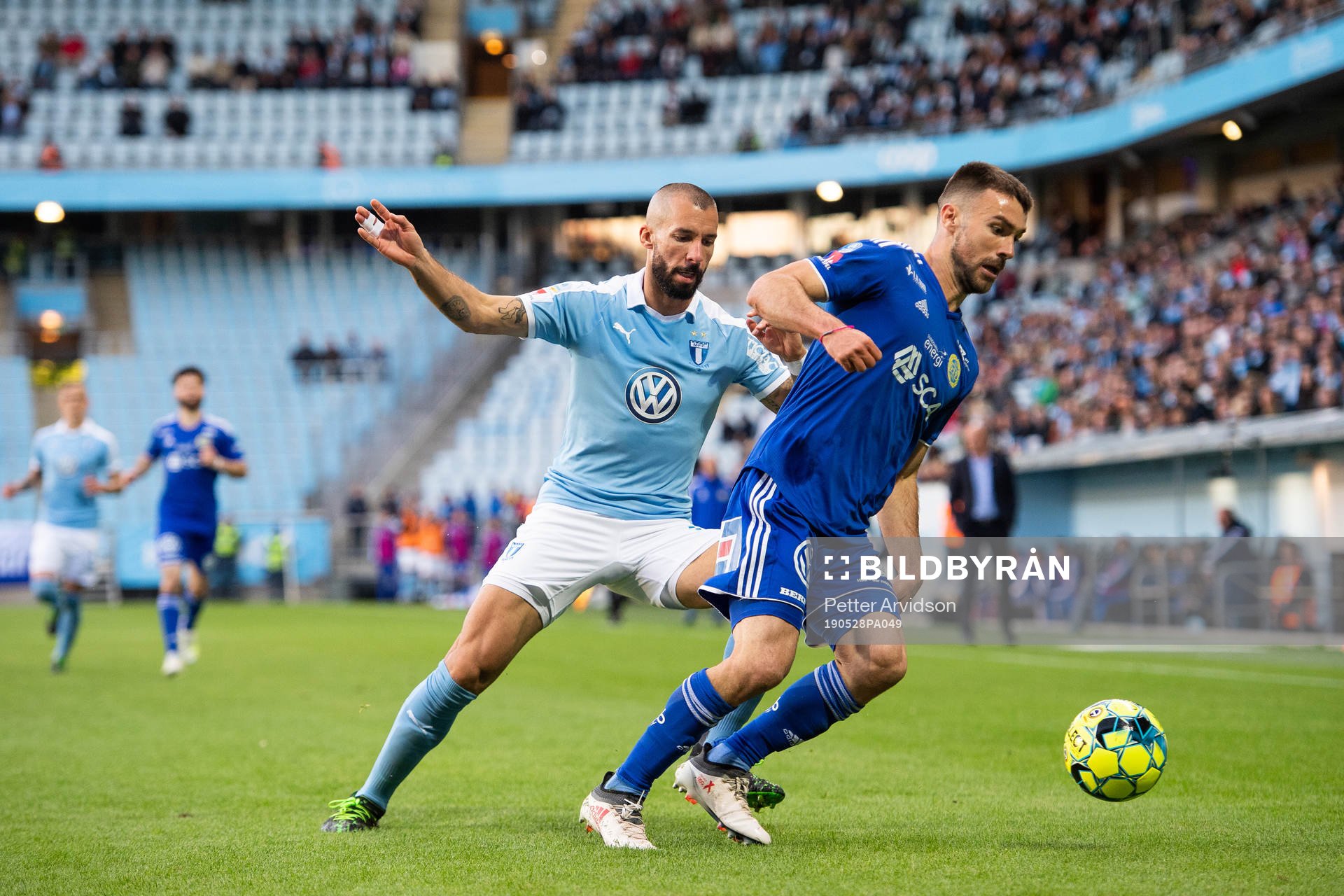 Malmö FFs Guillermo Molins och Sundsvalls Carlos Gracia