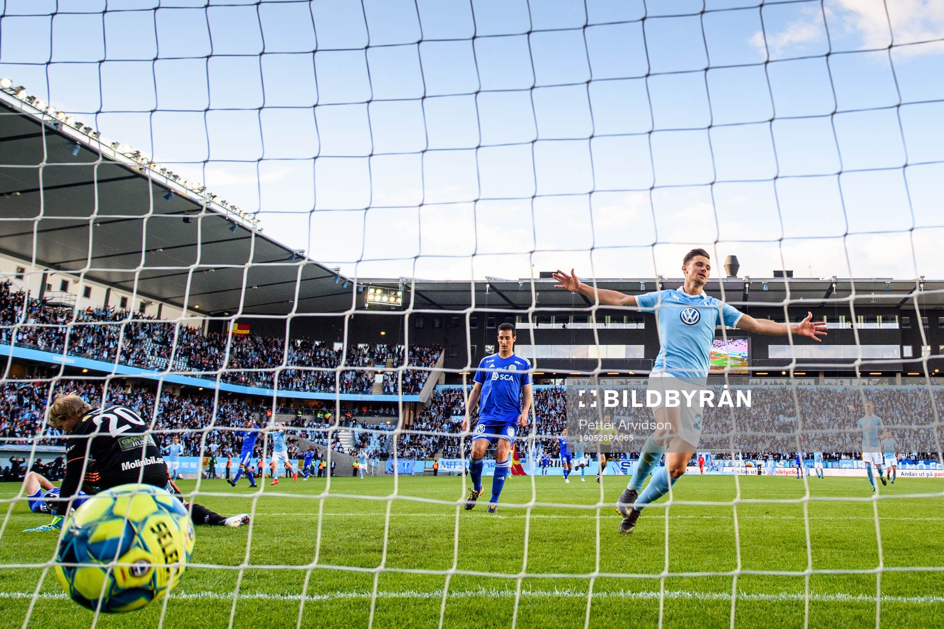 Malmö FFs Marcus Antonsson jublar