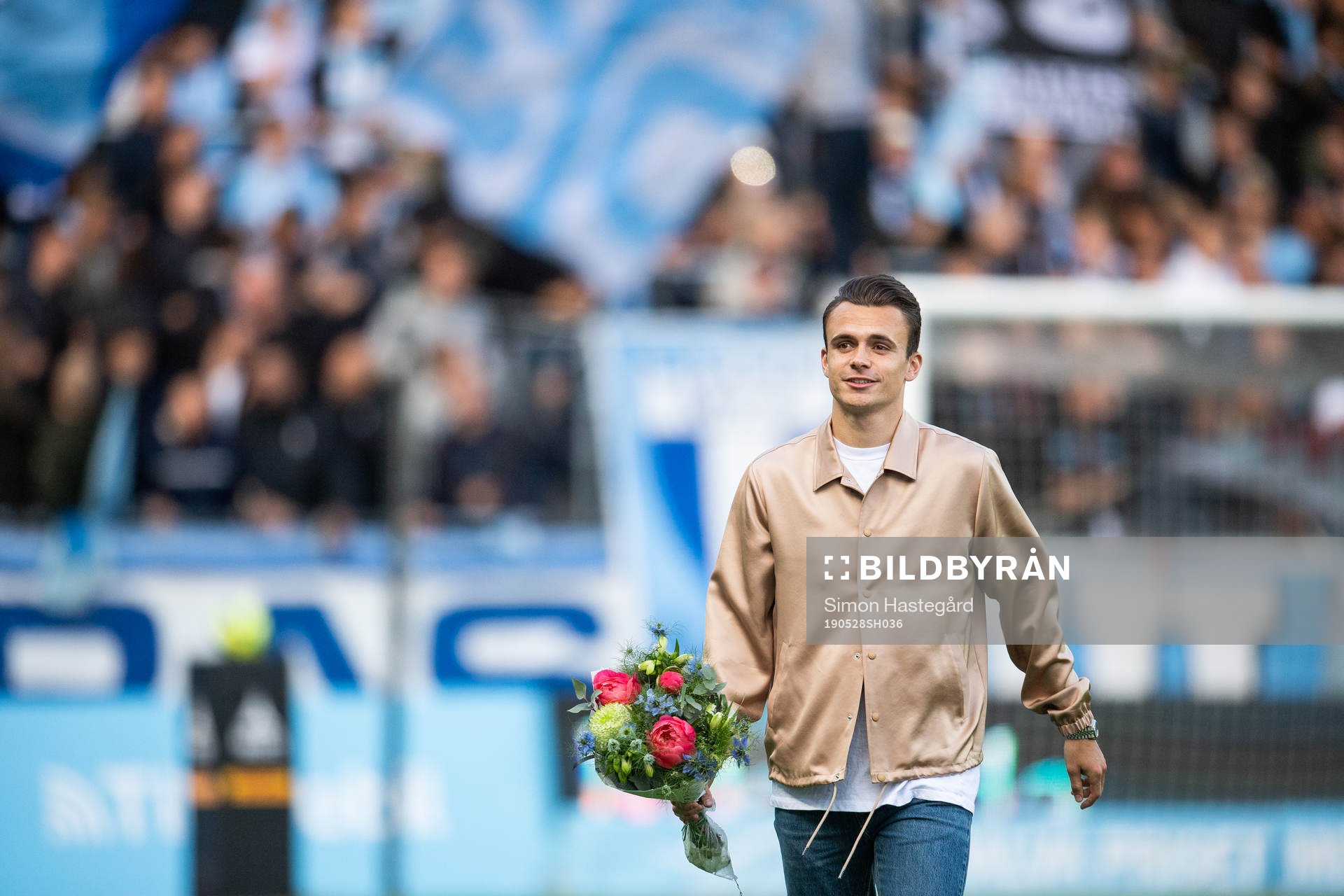 Malmö FFs Andreas Vindheim avtackas inför fotbollsmatchen i Allsvenskan mellan Malmö FF och GIF Sundsvall den 28 maj 2019 i Malmö.