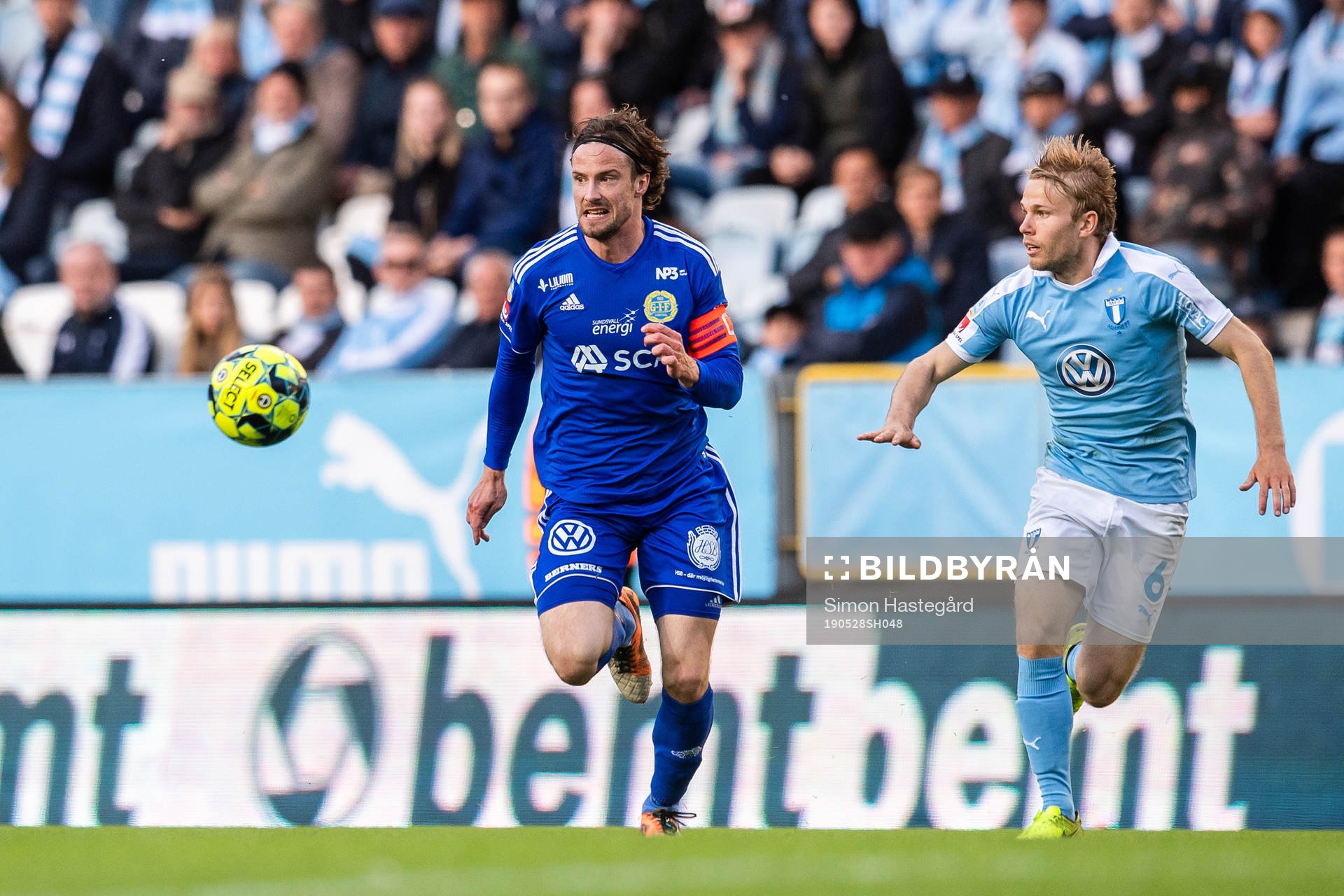 Sundsvalls Linus Hallenius och Malmö FFs Oscar Lewicki