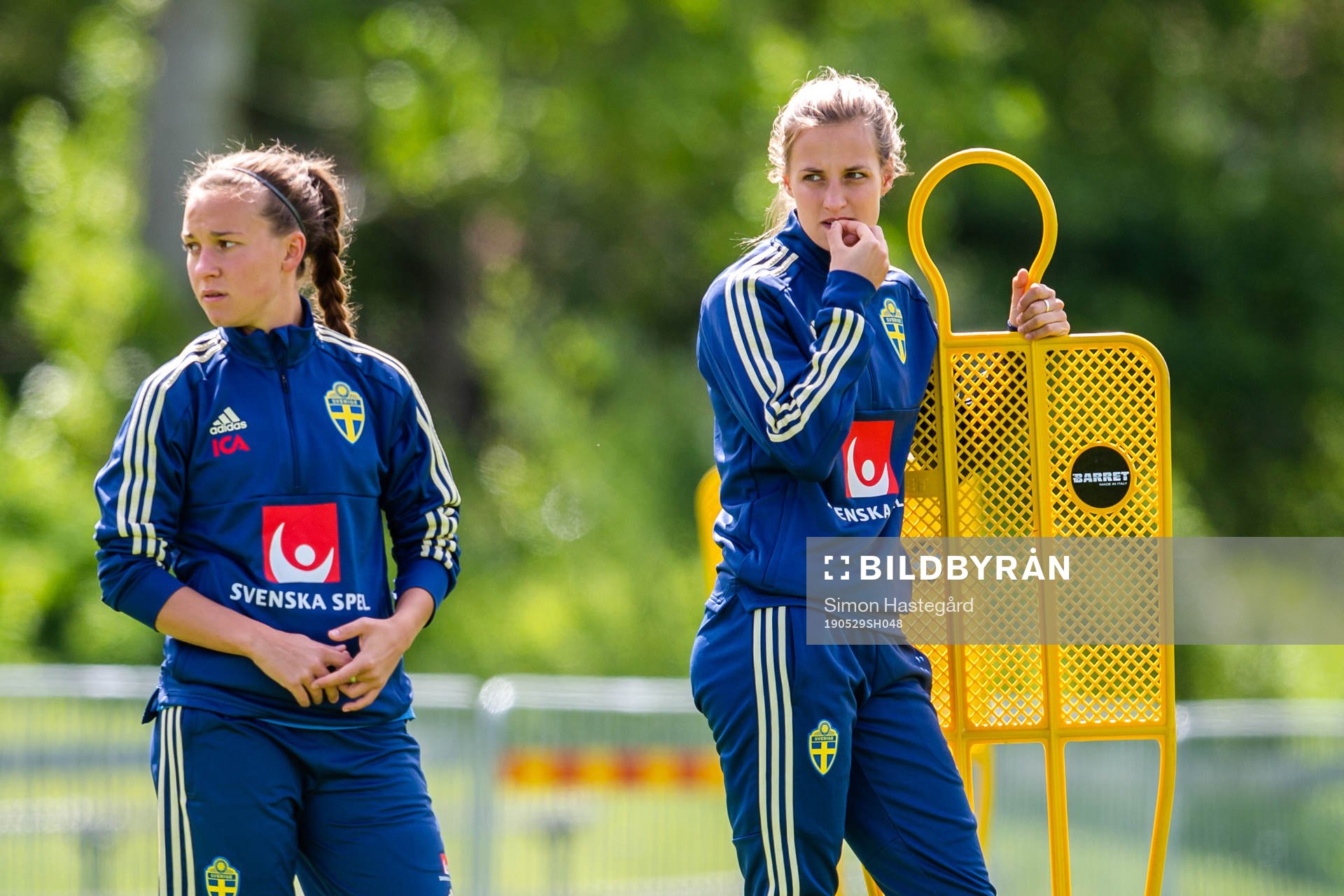 Julia Zigiotti Omne and Nathalie Björn of Swedish women