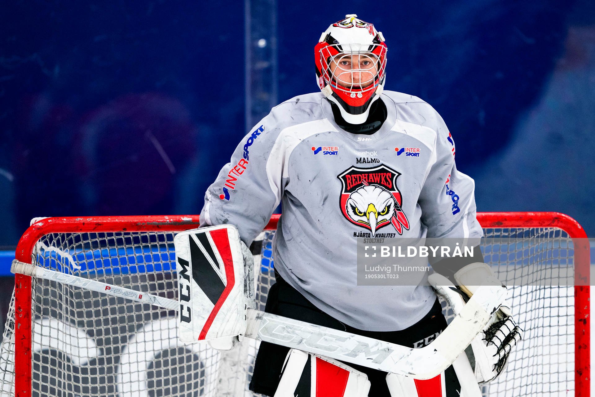 under en ishockeyträning med Malmö Redhawks J18/20