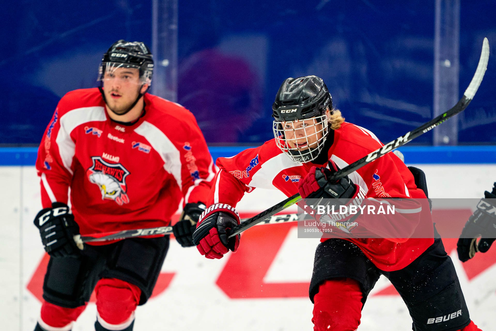 under en ishockeyträning med Malmö Redhawks J18/20
